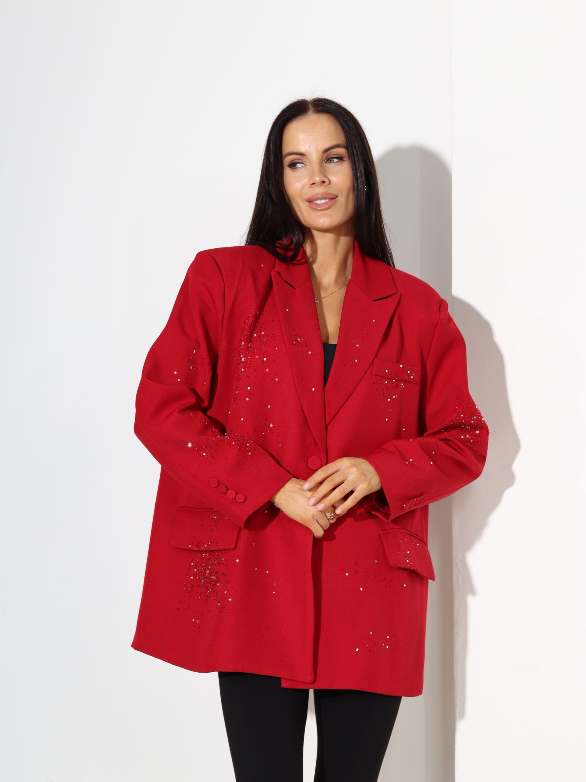 Sarkana brīva piegriezuma, pagarināta žakete ar kristāliem - 17803
