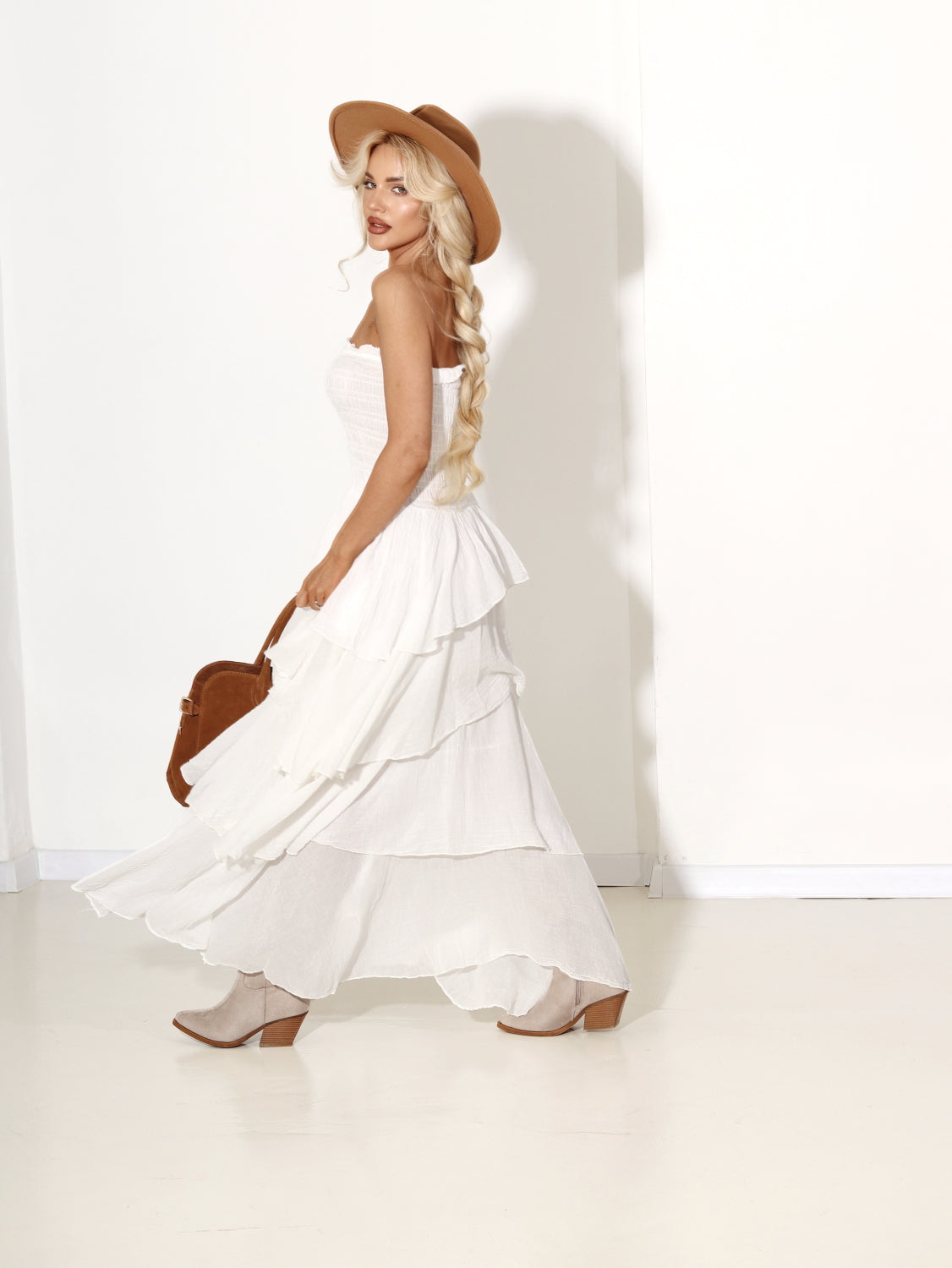 Balta ,,Boho'' stila kleita - 14460