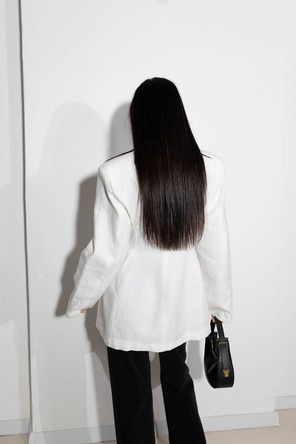 Balta LINA, smilšu pulksteņa piegrieznes žakete - 14941