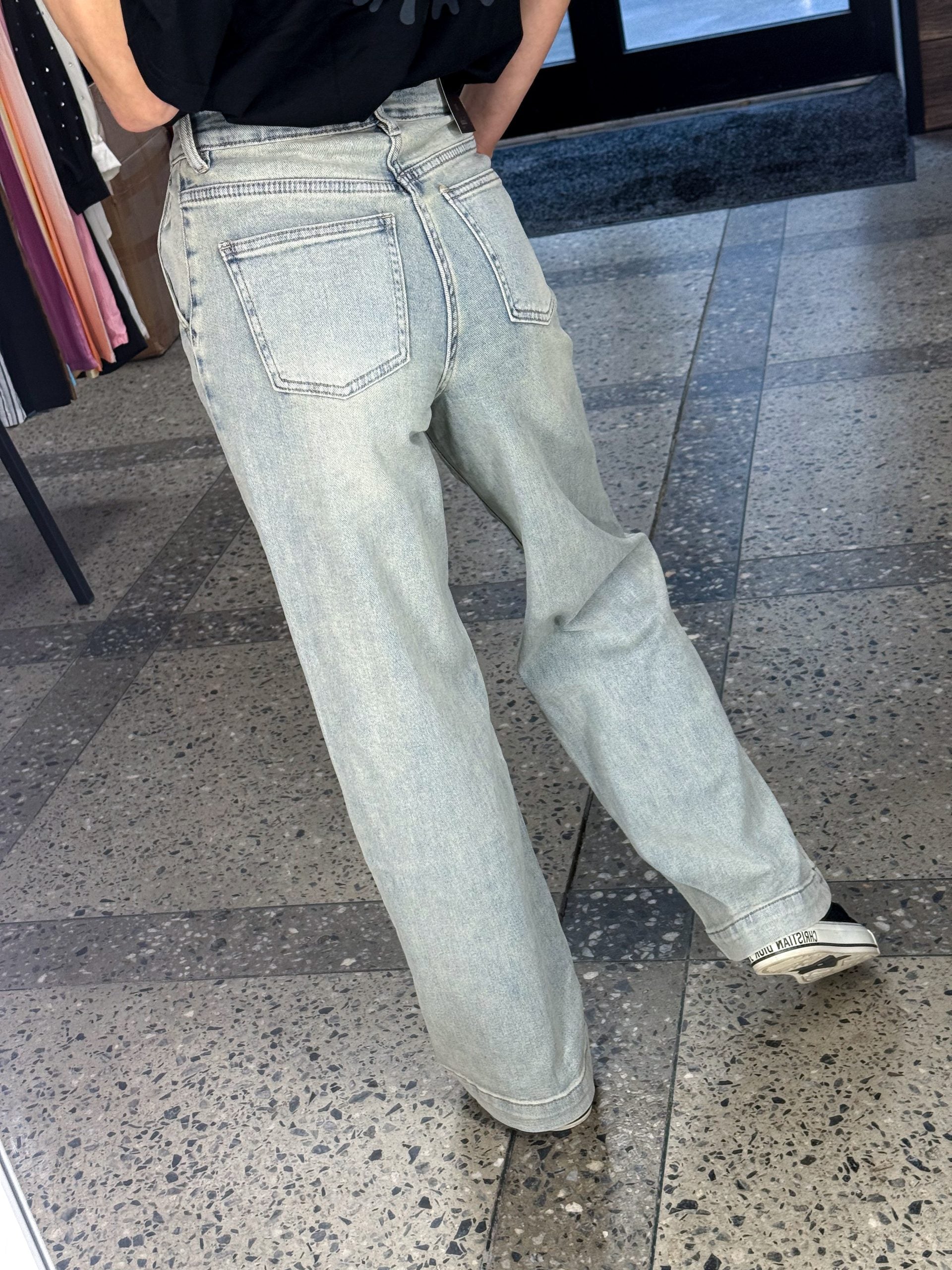 Zilganbēšas džinsa bikses ,, Dad fit '' - 14956