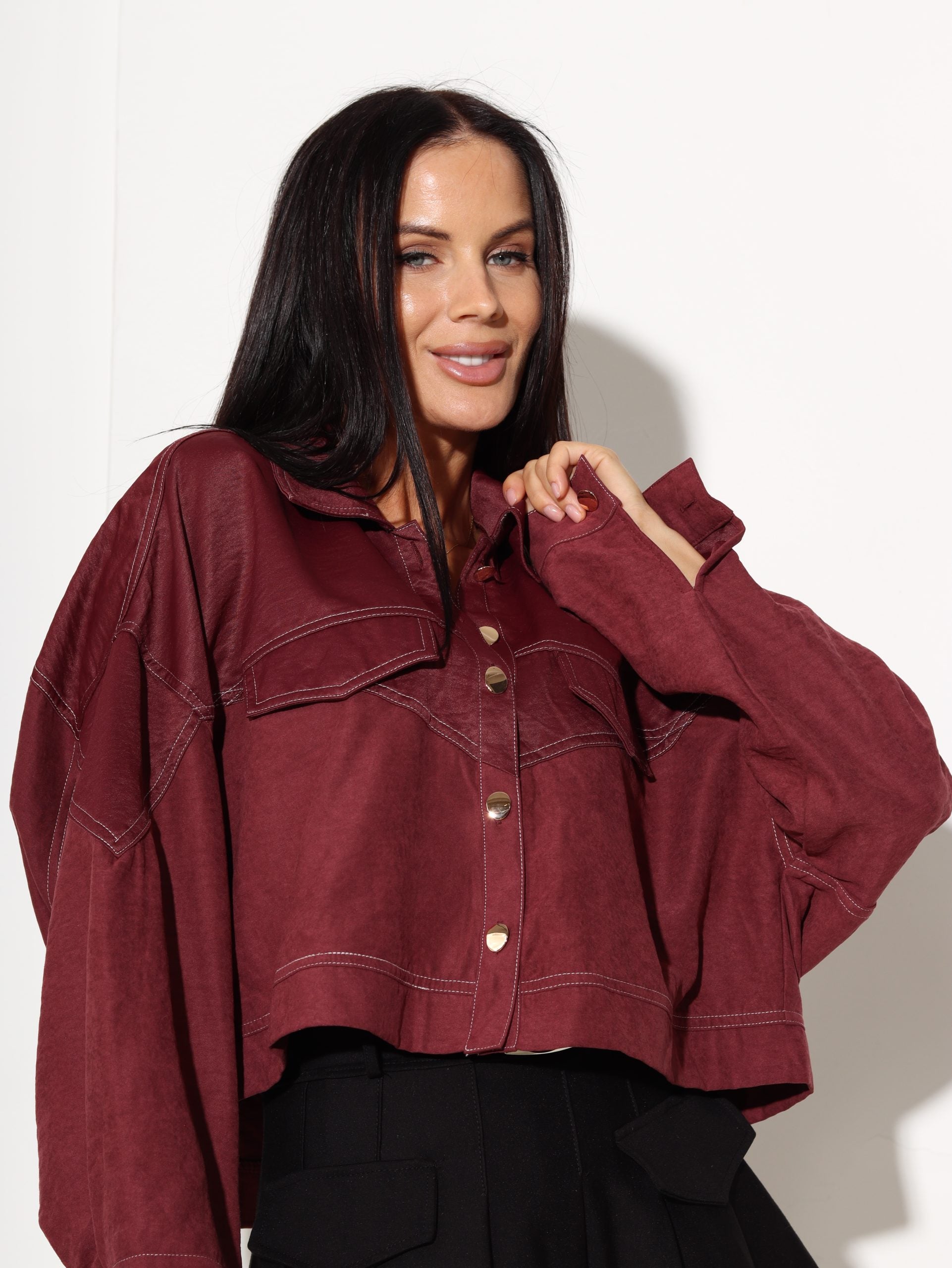 Bordo saīsināts krekls/blūze, balta diedziņa šuvums - 17065