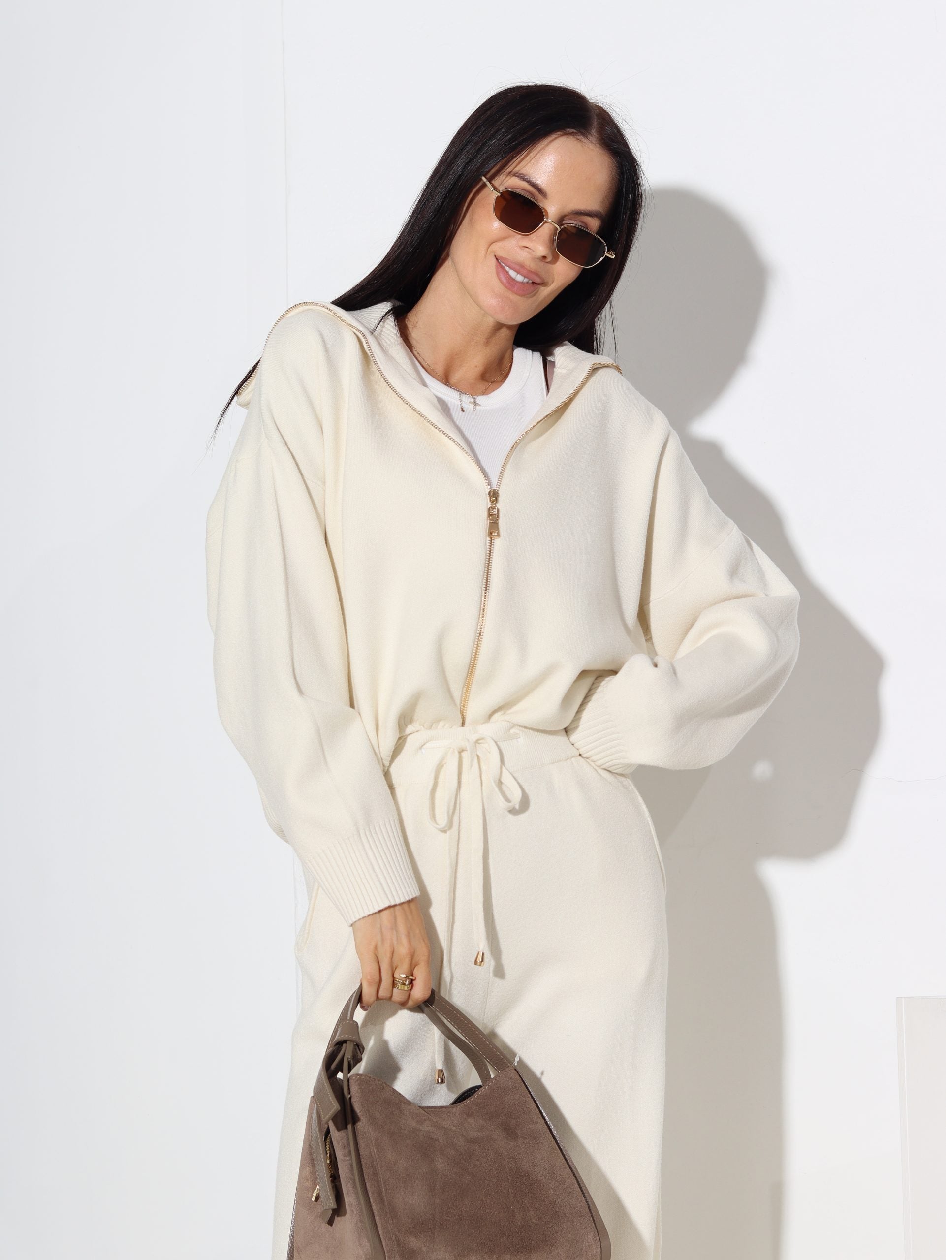 Balts "Lara" komplekts (jaka+bikses) - 16434