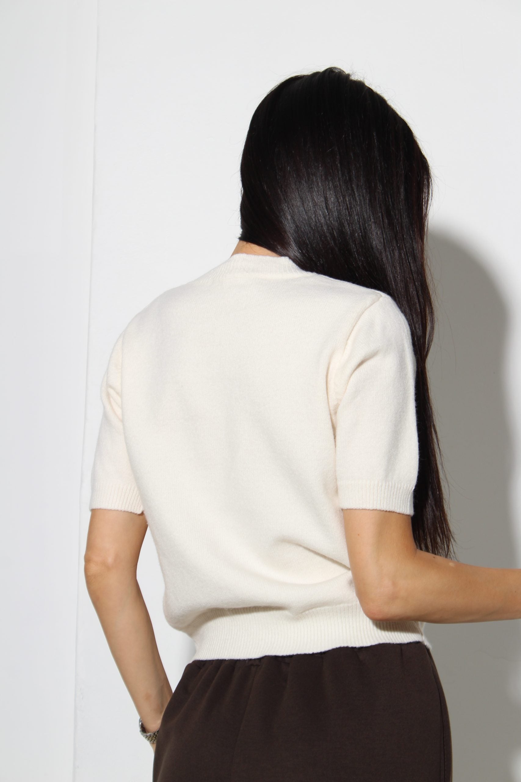 Balts adīts džemperis ar īsām piedurknēm - 16090