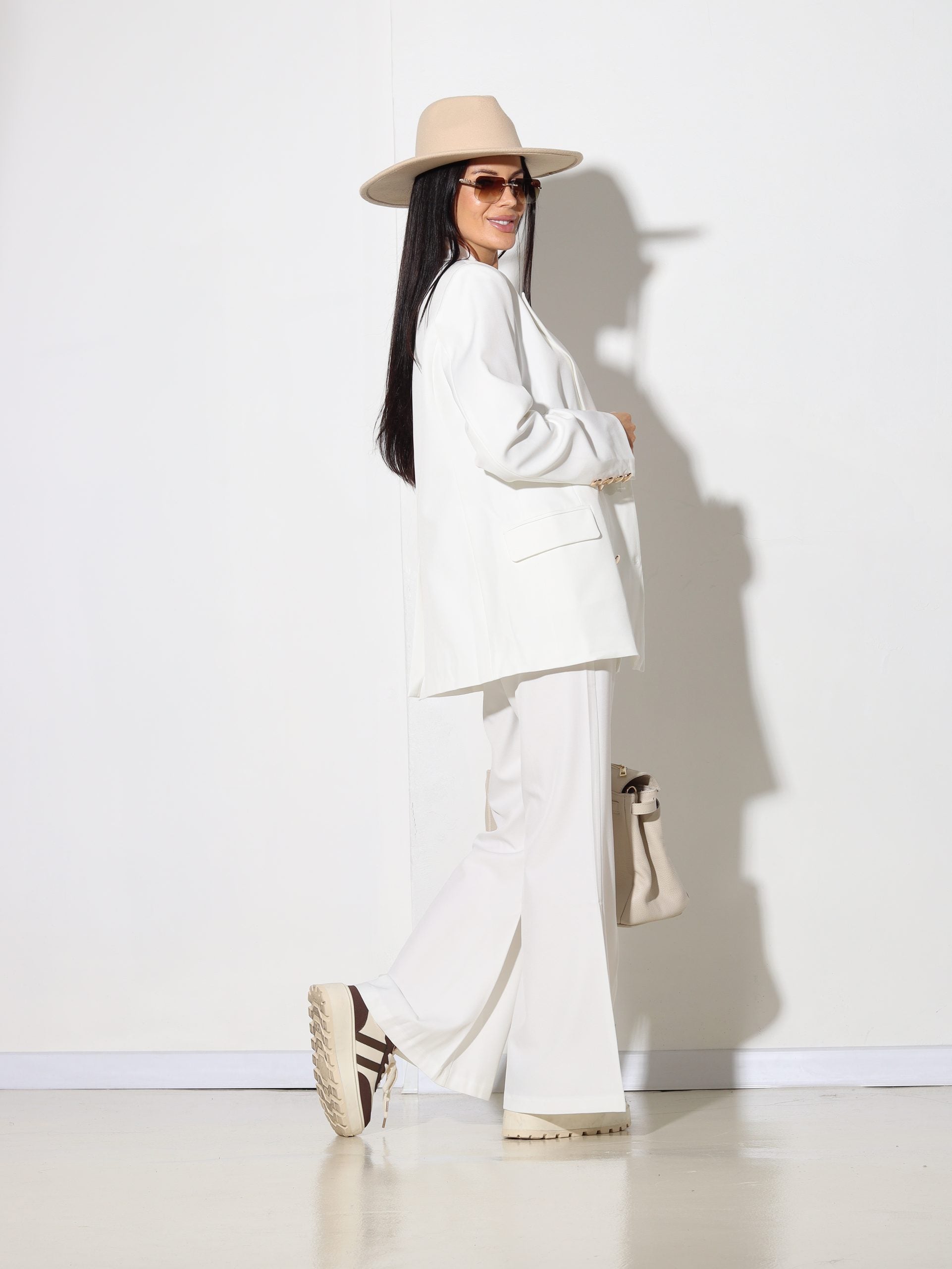 Balts 'Klasika' komplekts (žakete+ bikses) - 15821