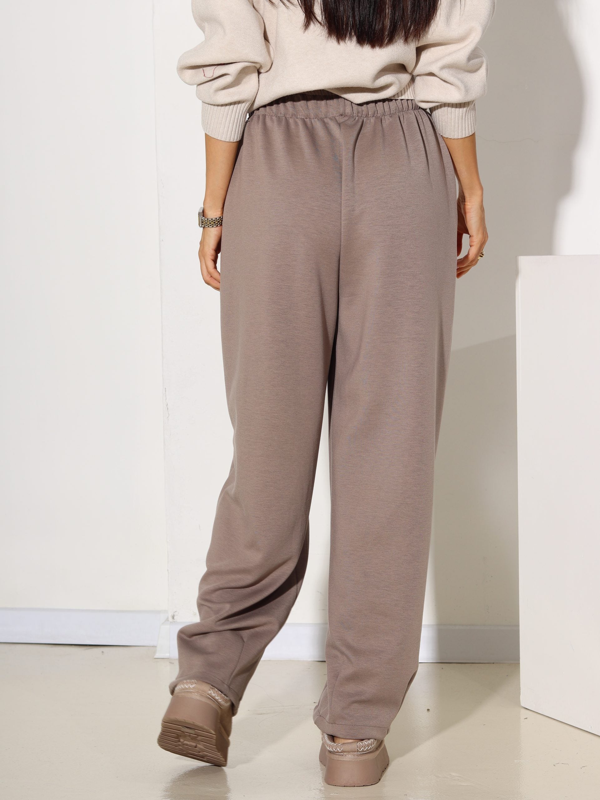 Taupes tonī bikses ar iešuvēm stara galos - 16425