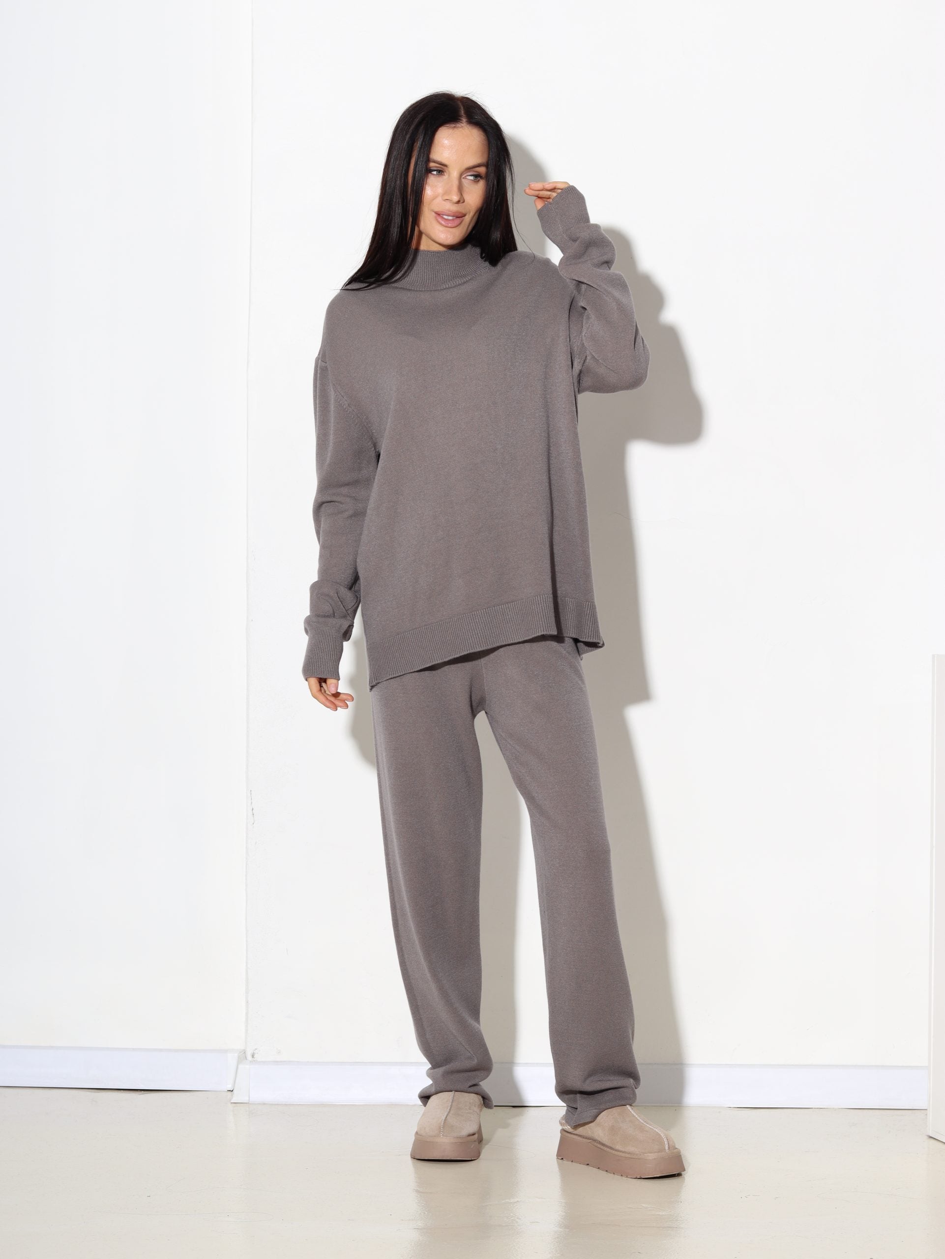 Taupes tonī adīts, 2daļīgs garais komplekts - 17113