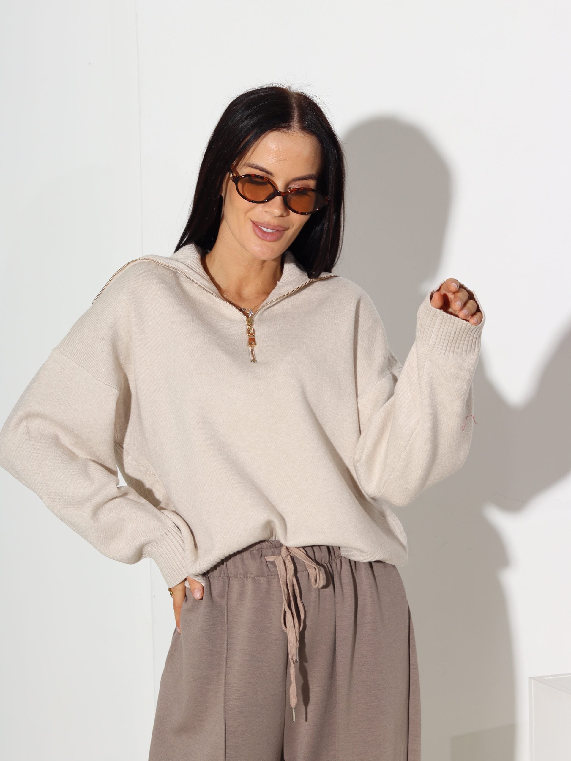 Bēšs "Lara" džemperis ar rāvējslēdzēju - 16443