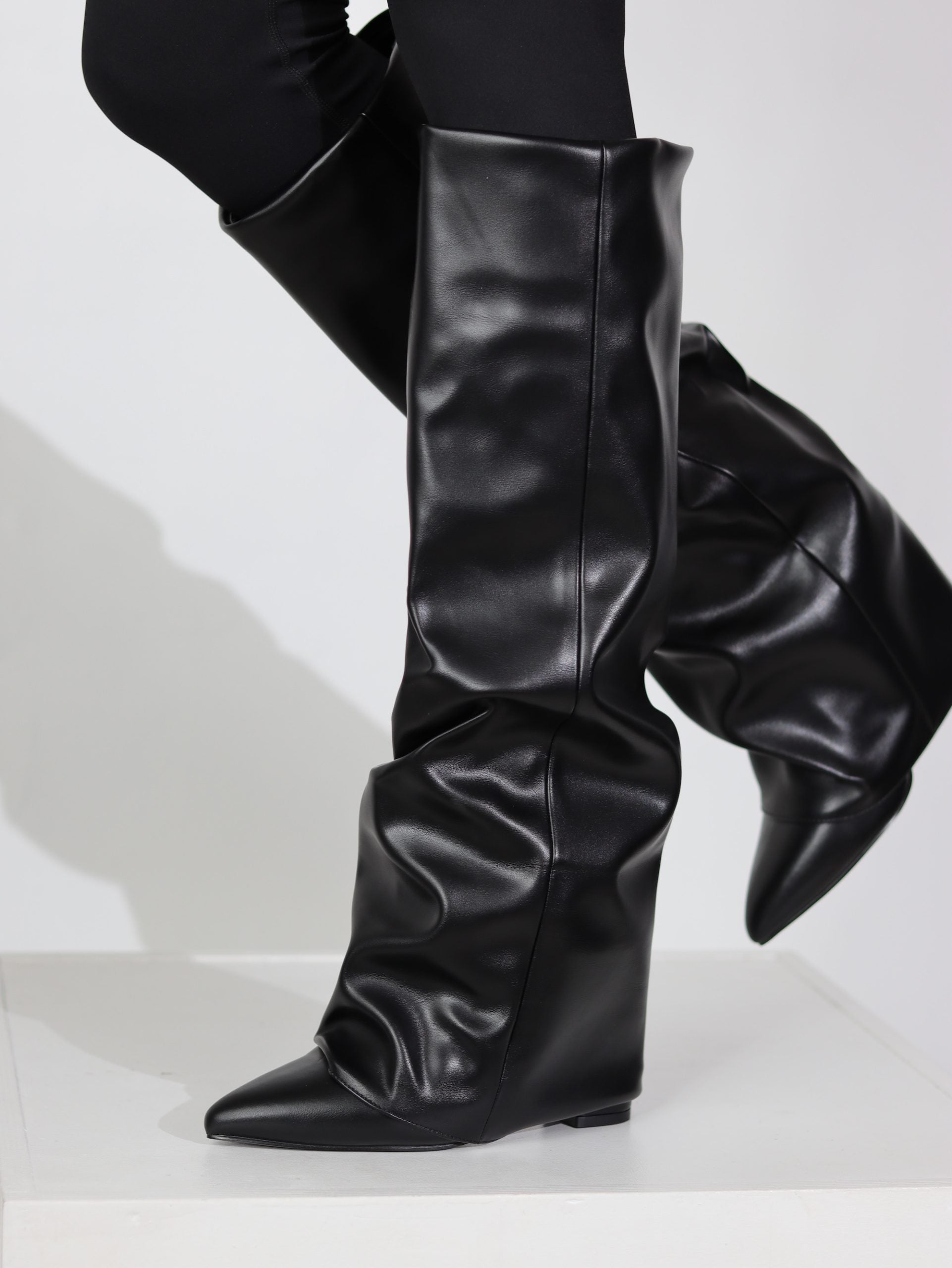 Melni, m/ā zābaki ar atloku - 17109