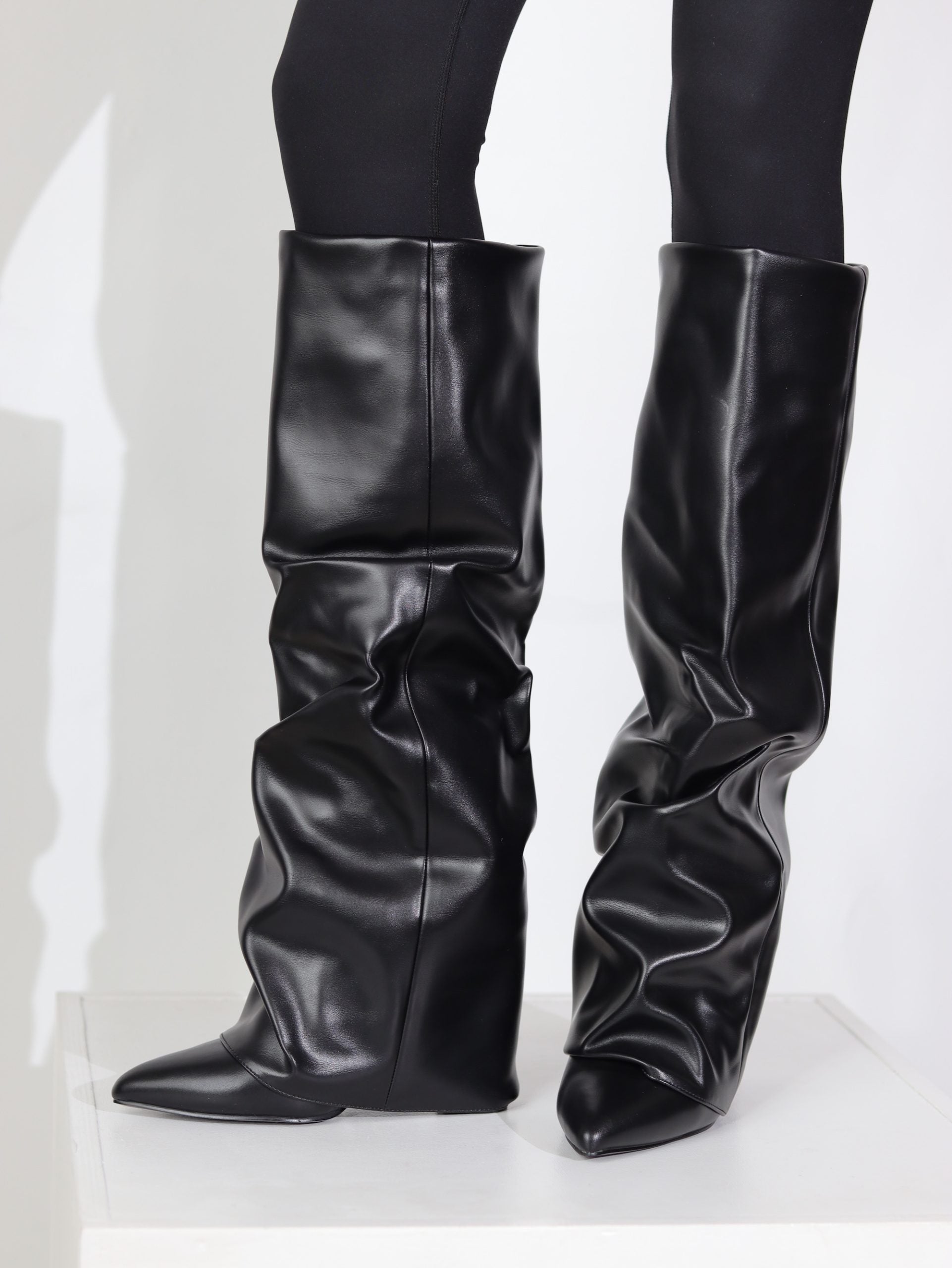 Melni, m/ā zābaki ar atloku - 17109