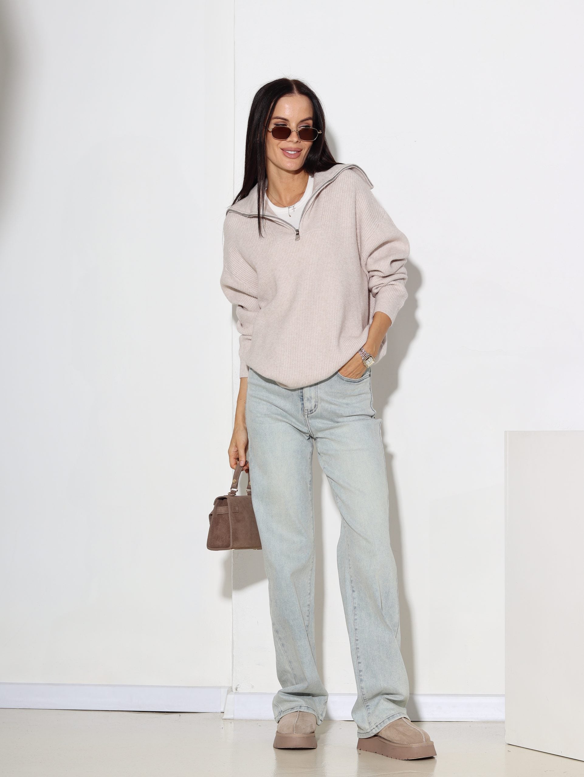 Bēšs rievota adījuma džemperis ar rāvējslēdzēju - 16450