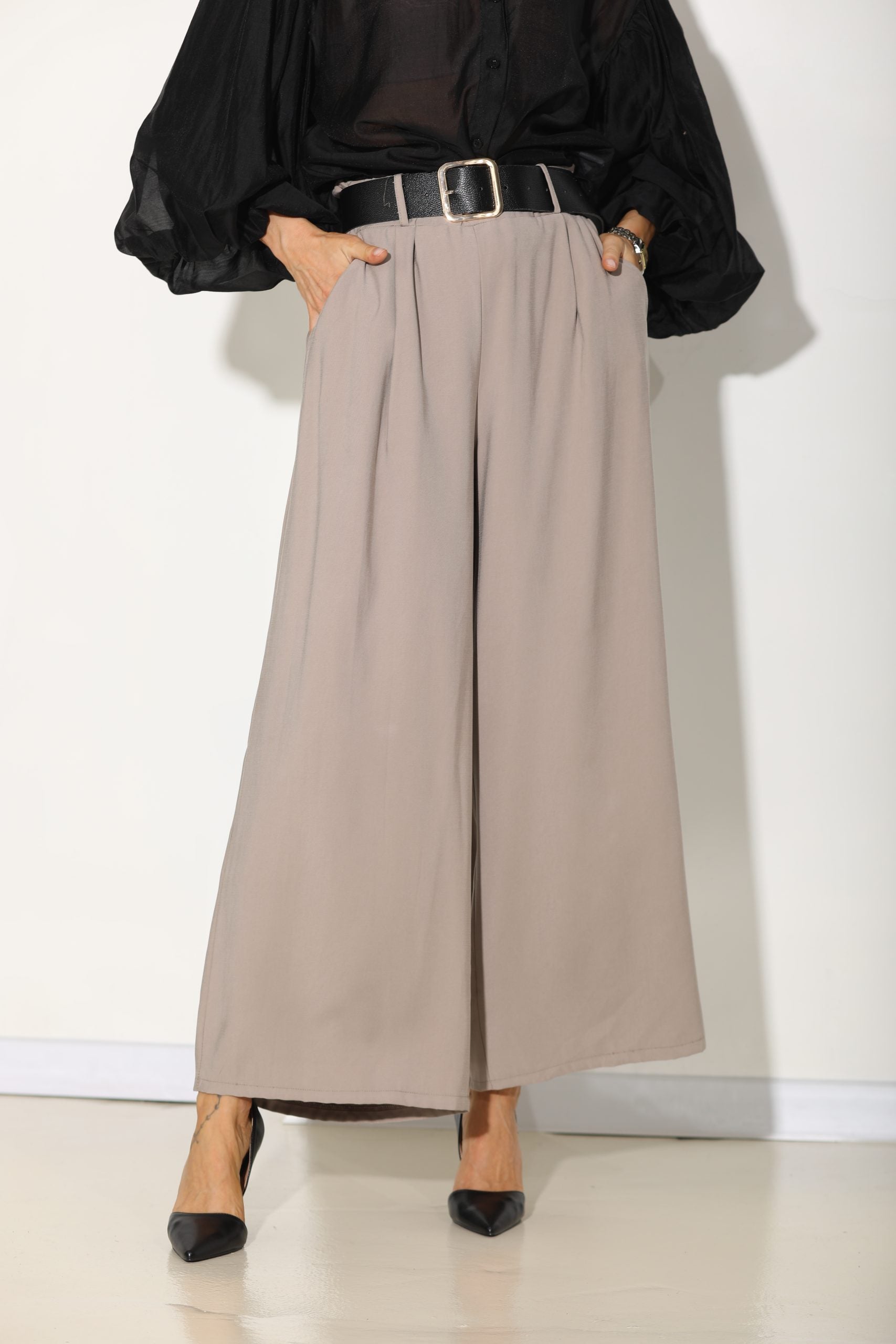 Bēšas bikses, klasiska ar gumiju viduklī - 16139