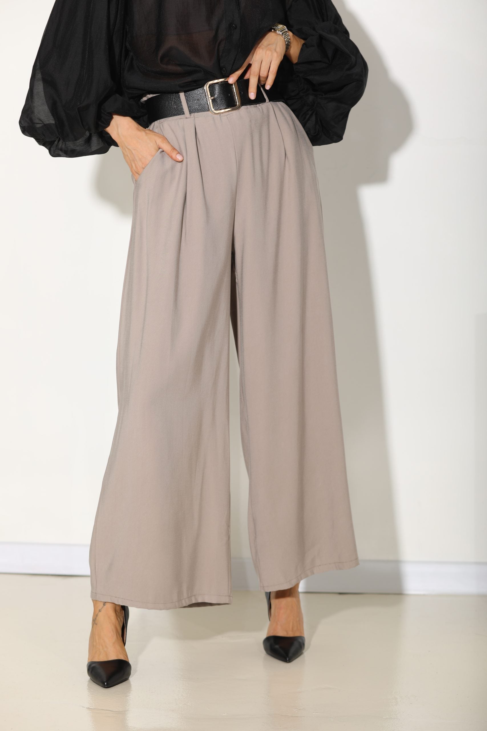 Bēšas bikses, klasiska ar gumiju viduklī - 16139