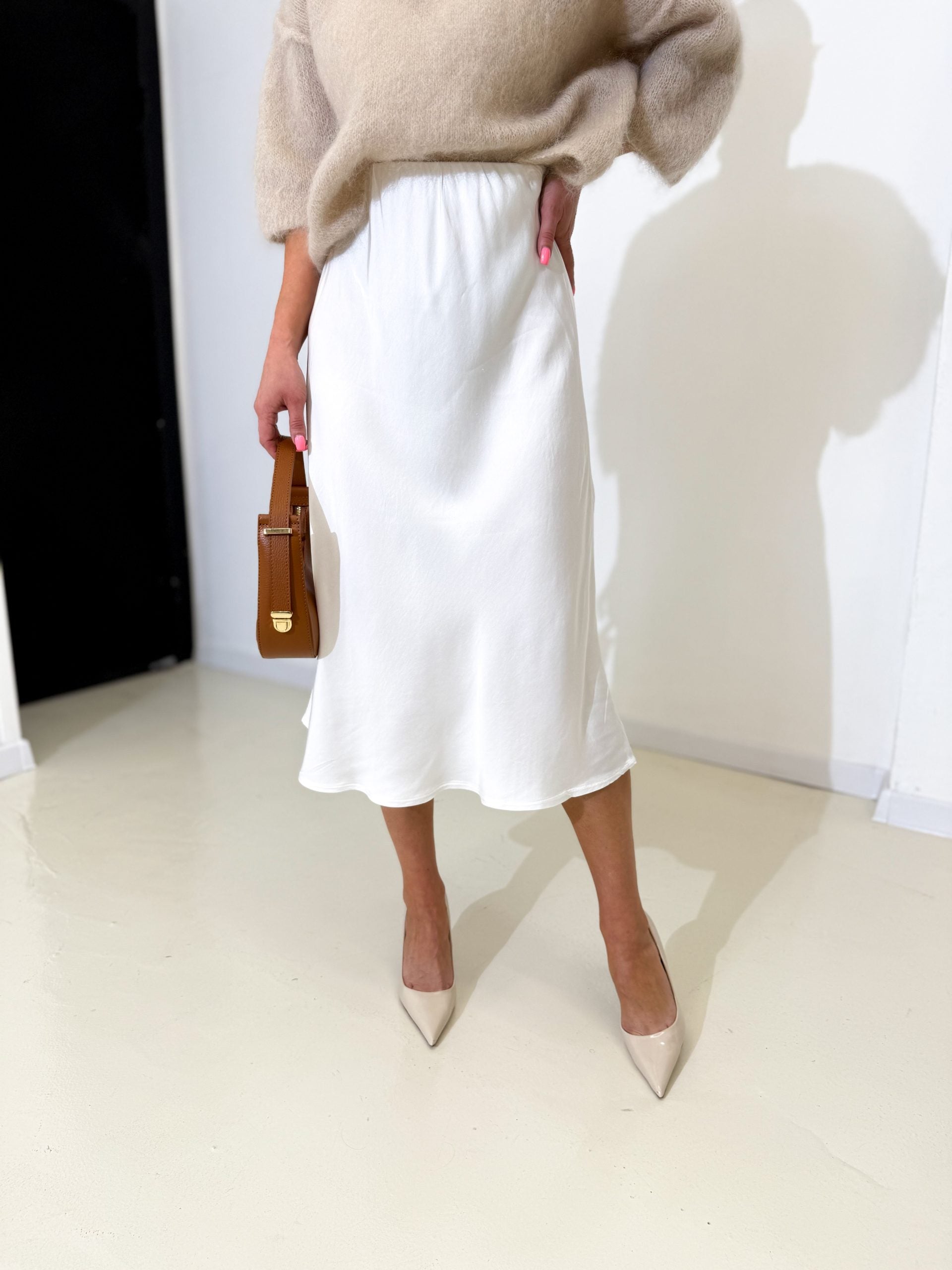 Balti MIDI zīda svārki - 14481