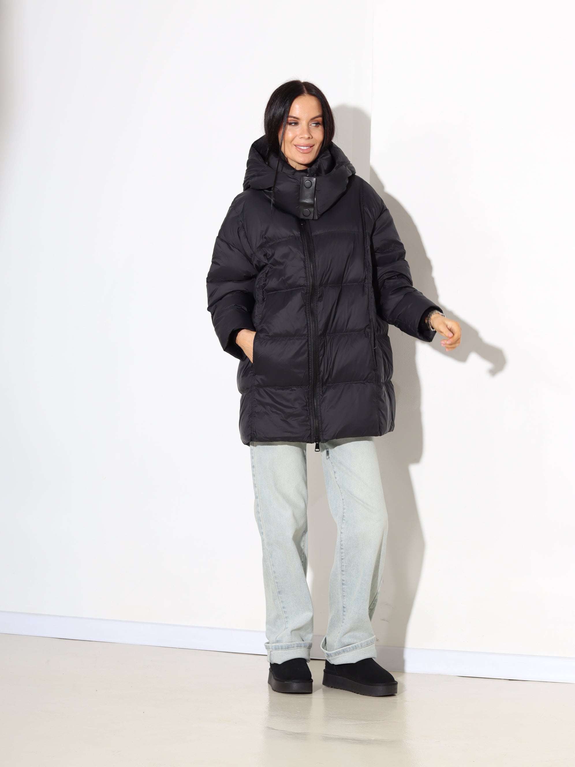 Melna, pikendatud garuma dūnu virsjaka - 17870