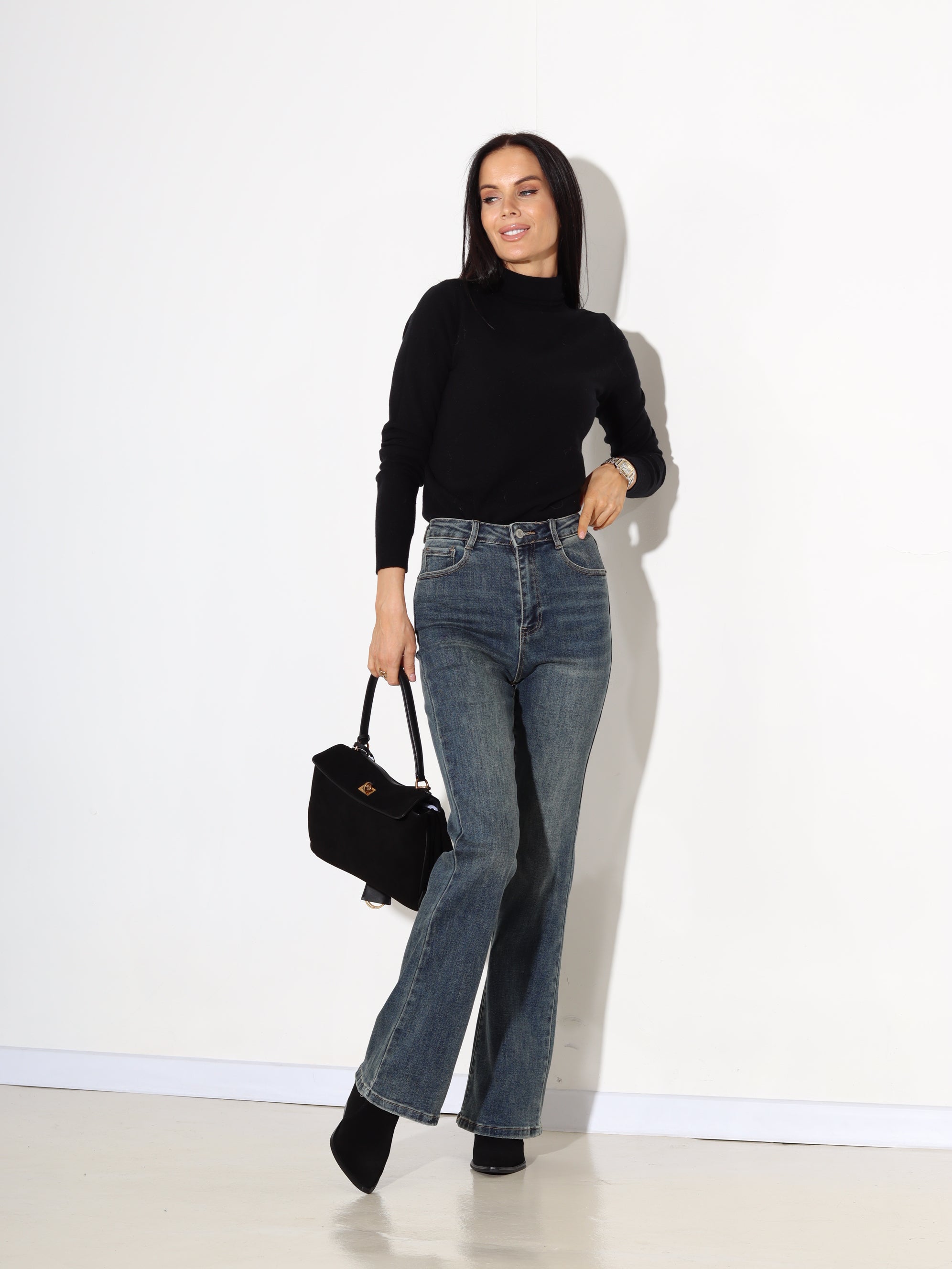 Zaļganzilas Laulia džinsa püksid ar paplatinātiem bikšu staru galiem - 17967