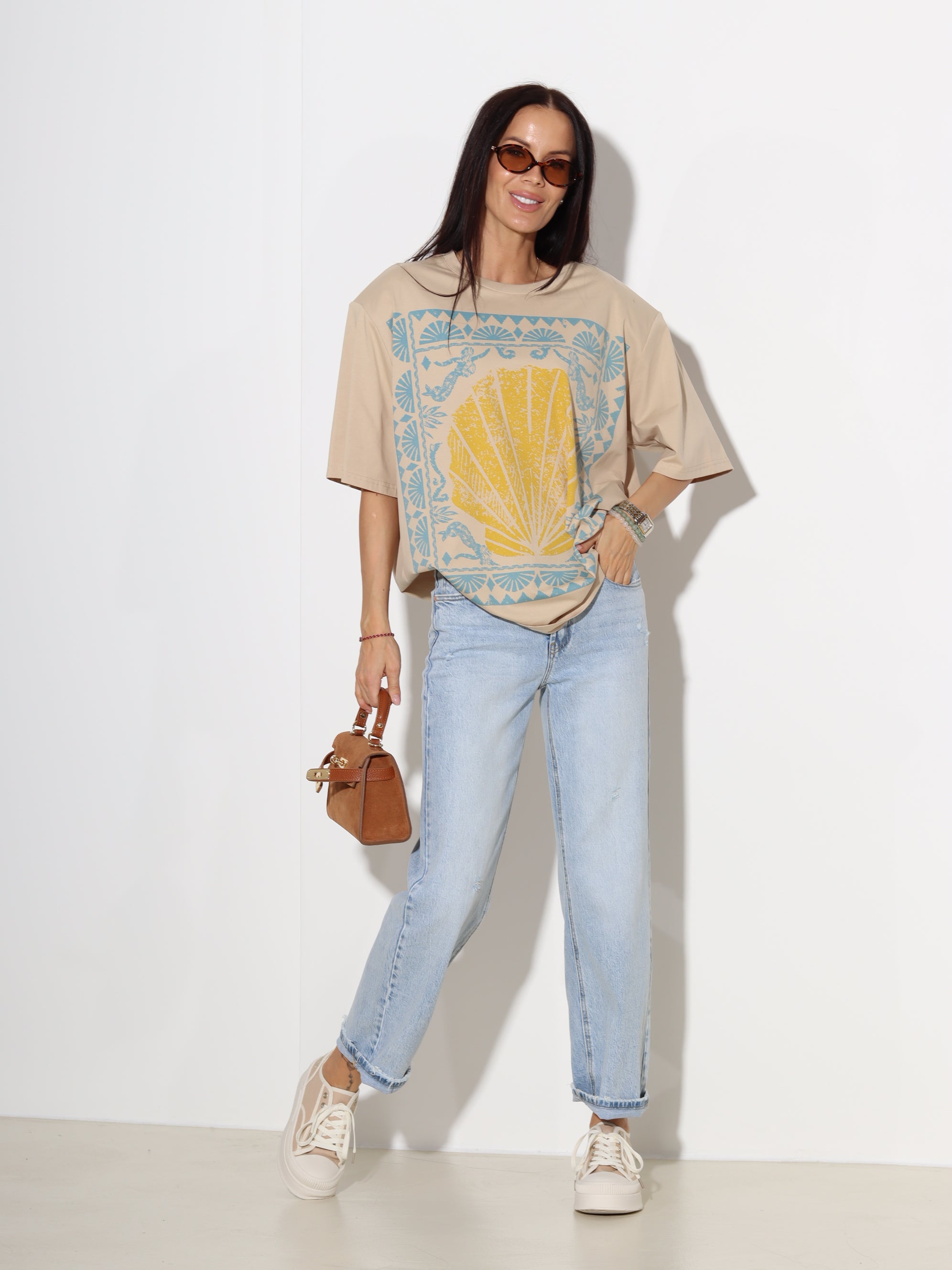 Bēšs tops ,, Gliemežvāks'' - 19621