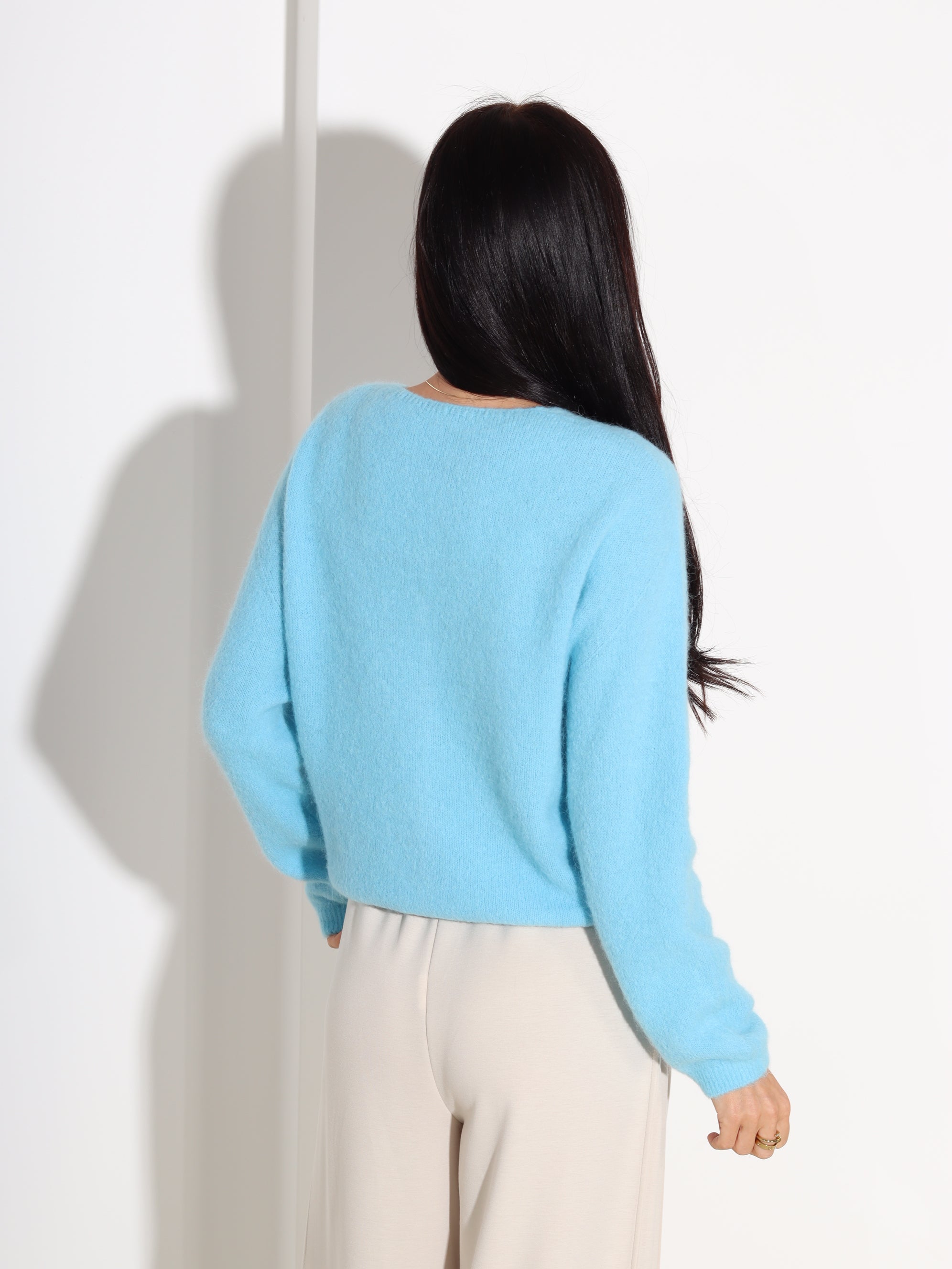 Zils alpakas jaka ar "V" veida dekoltē - 18330. a