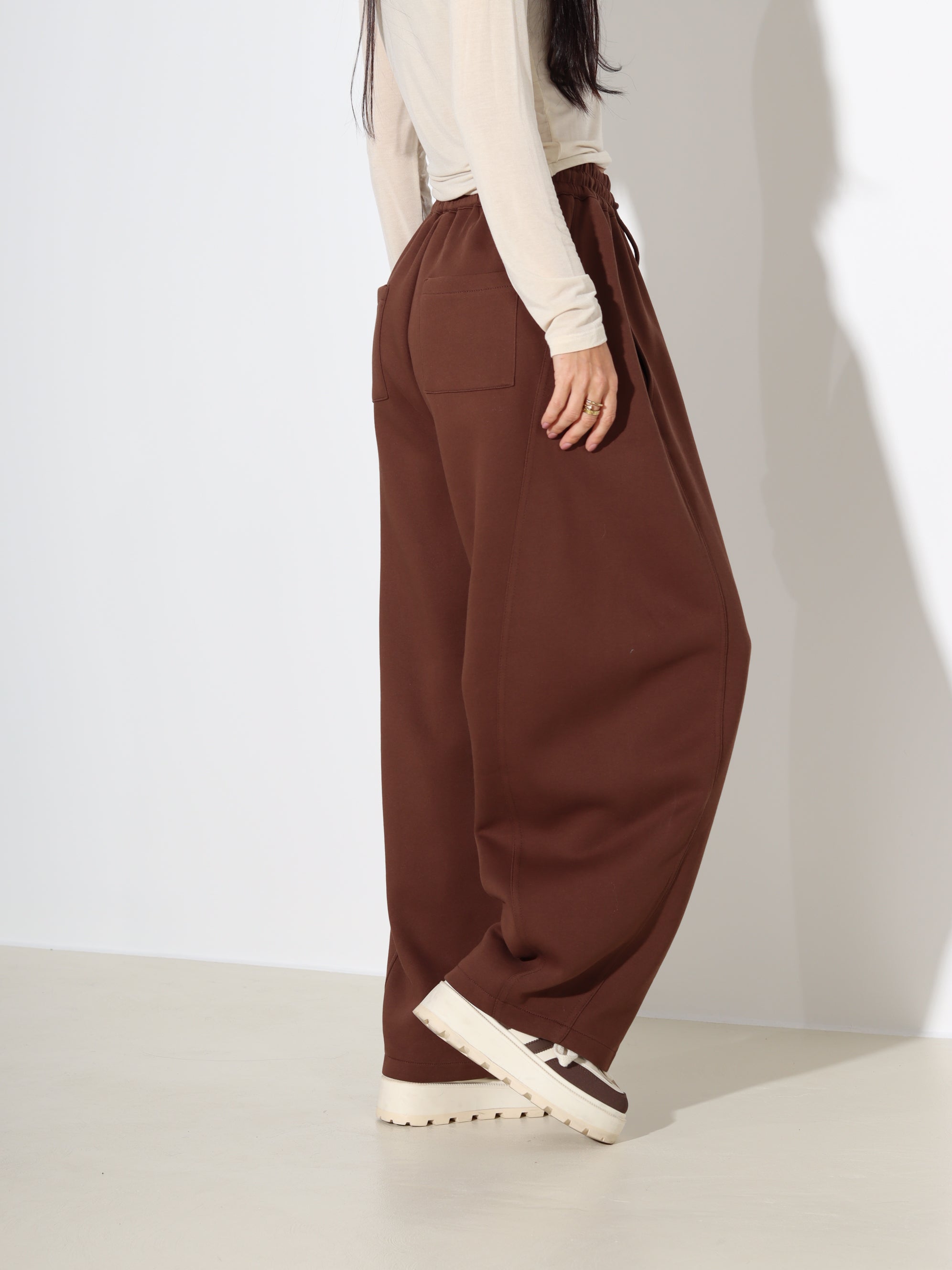 Brūnas/šoko oversize sportiska stila bikses - 18132