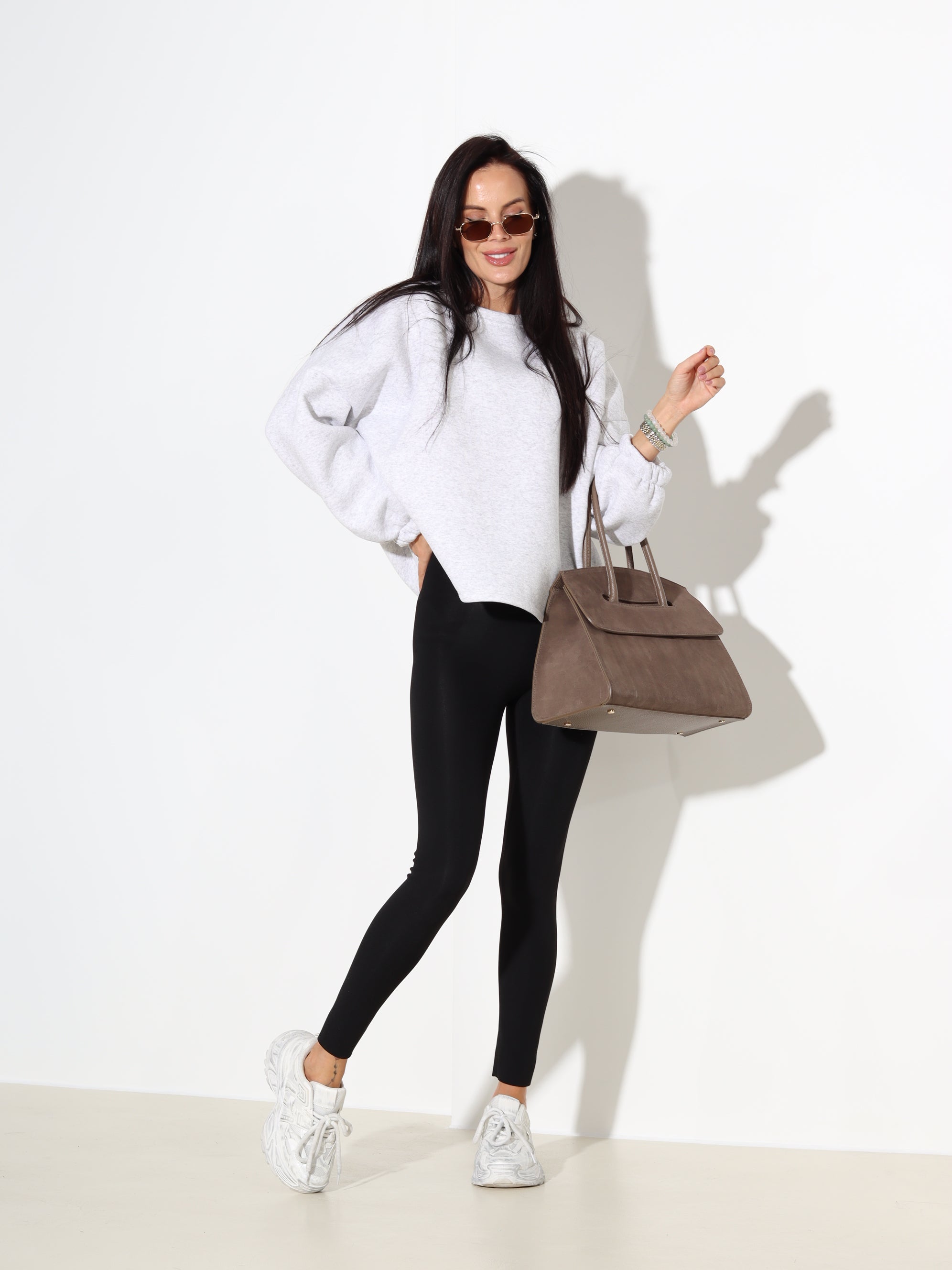 Pelēks džemperis ar ZILU uzrakstu "Bisou" - 18114