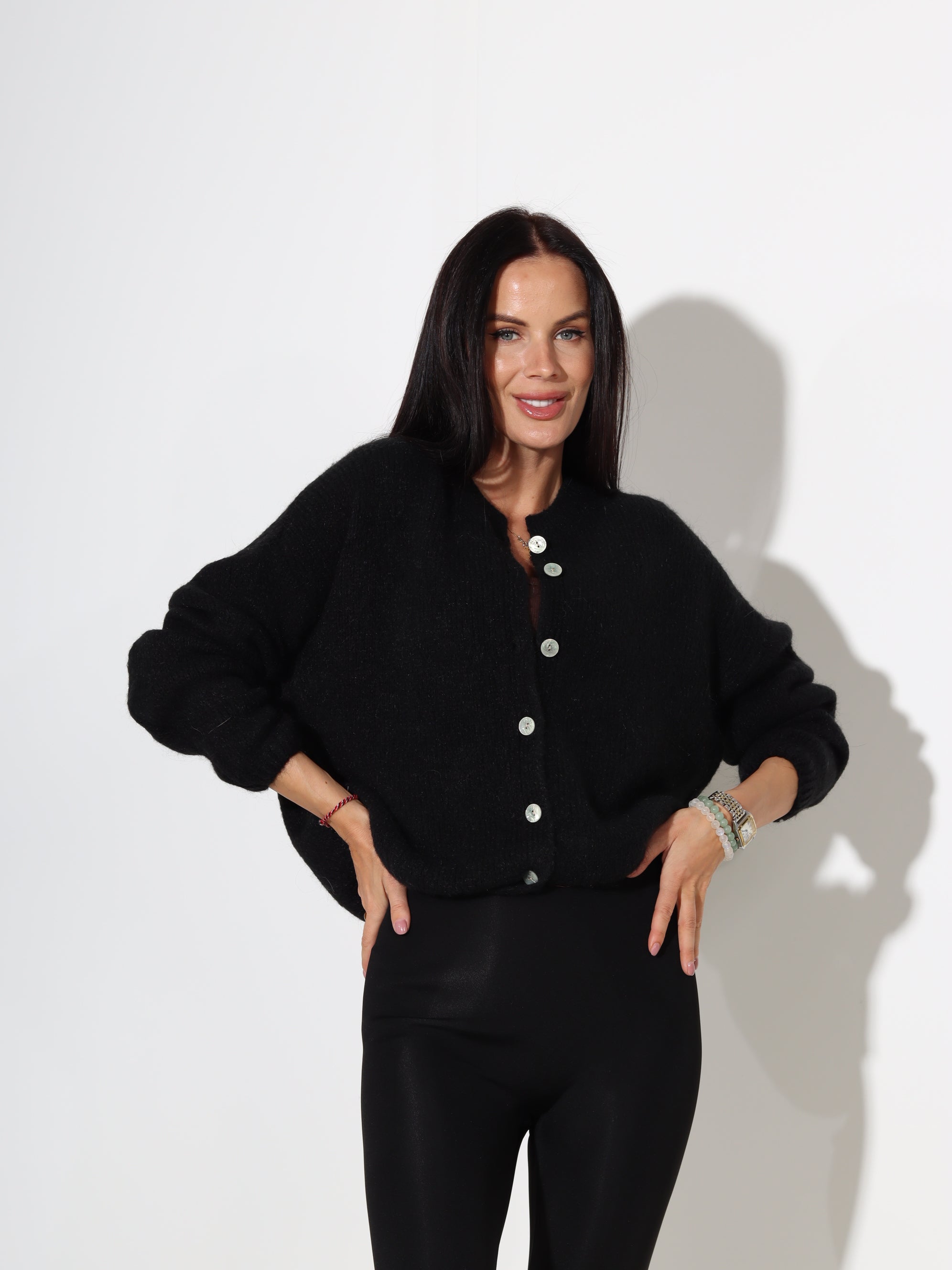 Melna jaka ar pogu aizdari - 18120