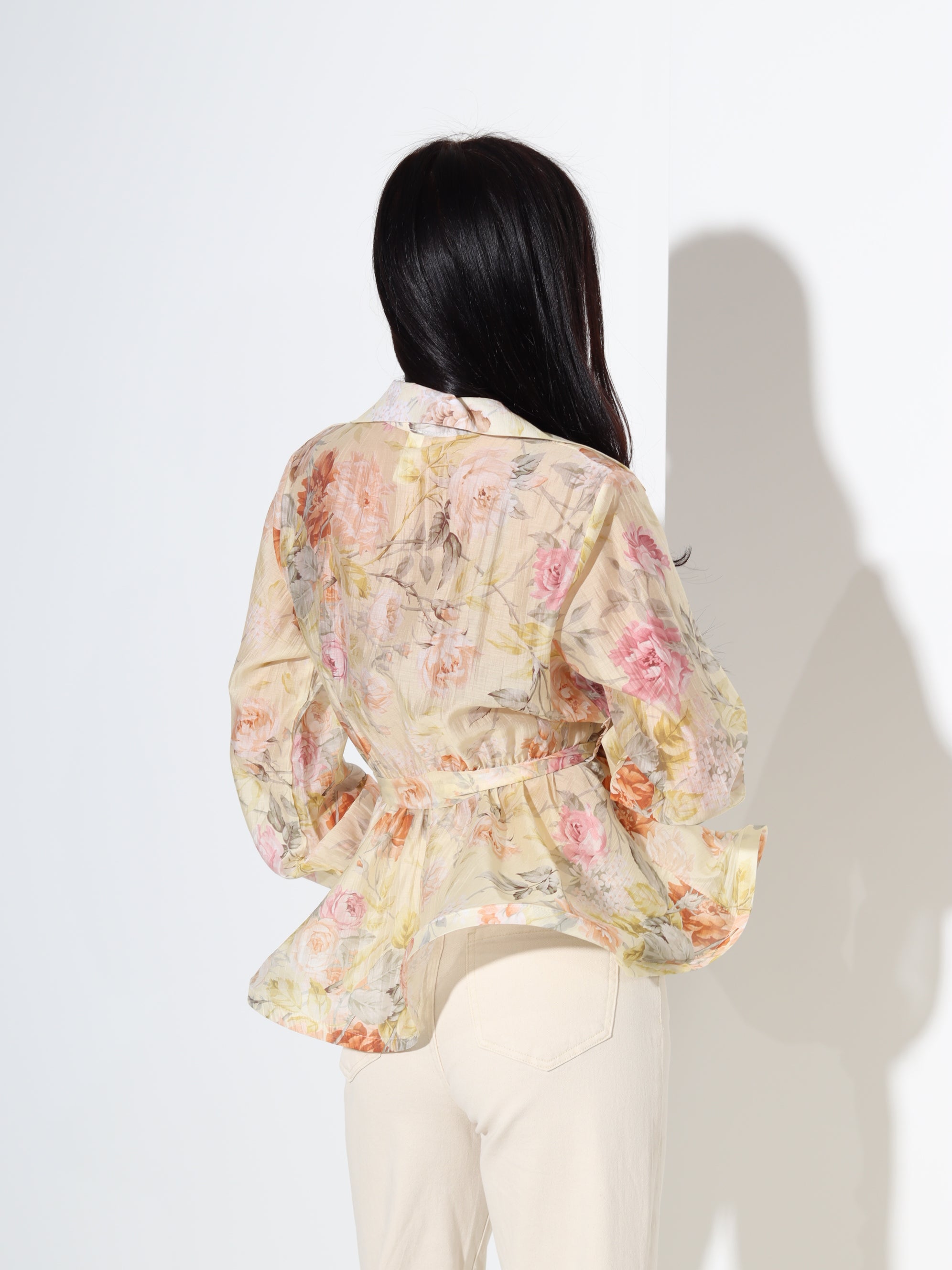 Dzeltena blūze 'Rozīte' ar volāniņu gurnu daļā - 18339