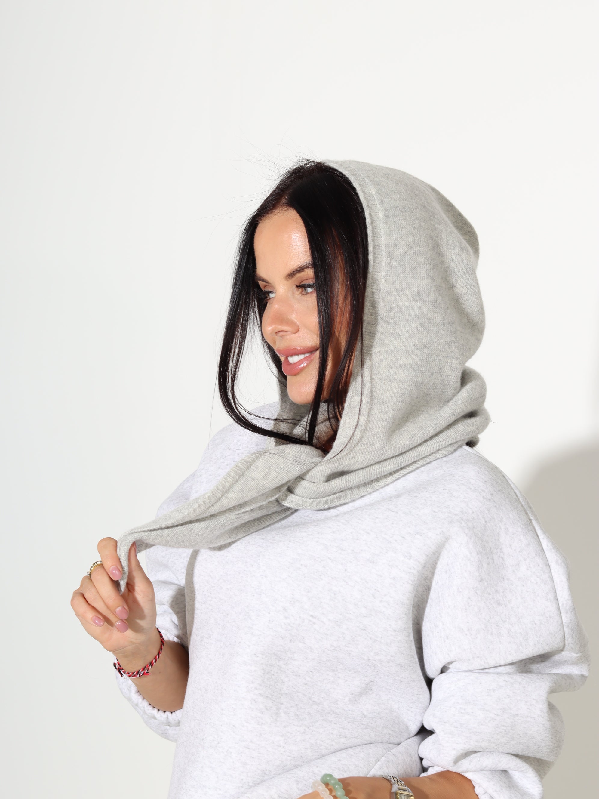 Pelēka sienama kapuce/cepure "Cashmere Blend" - 18110