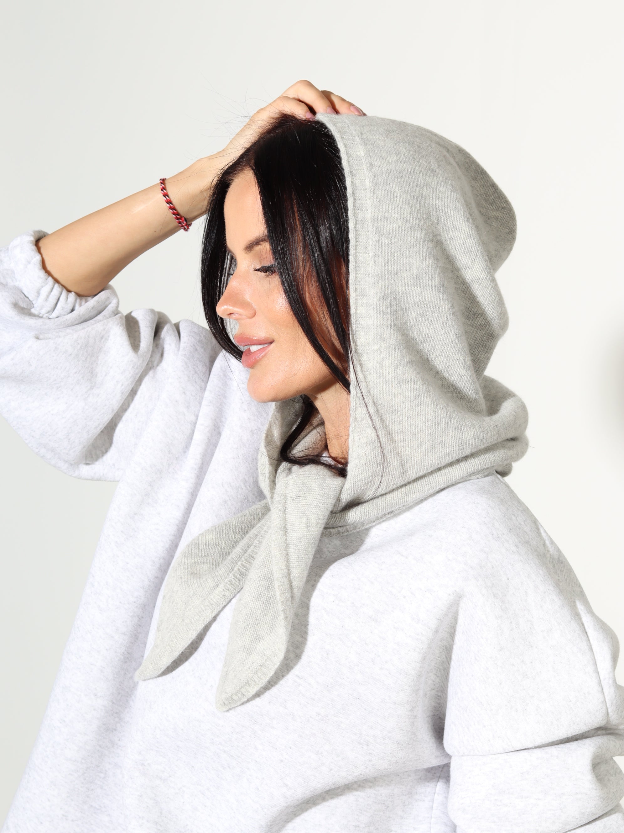 Pelēka sienama kapuce/cepure "Cashmere Blend" - 18110