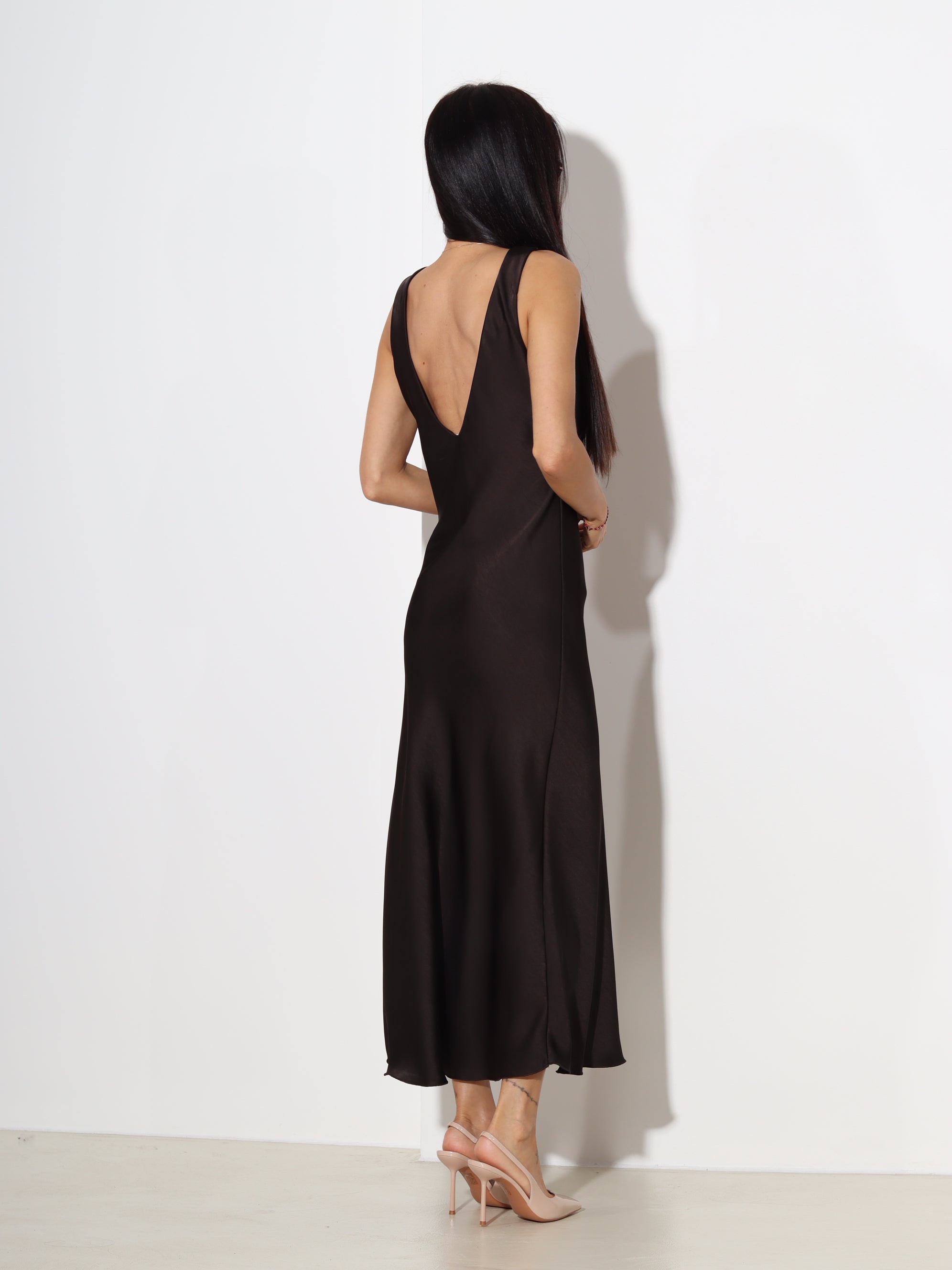 Šoko/ brūna midi kleita ,,Satin slip'' - 19641