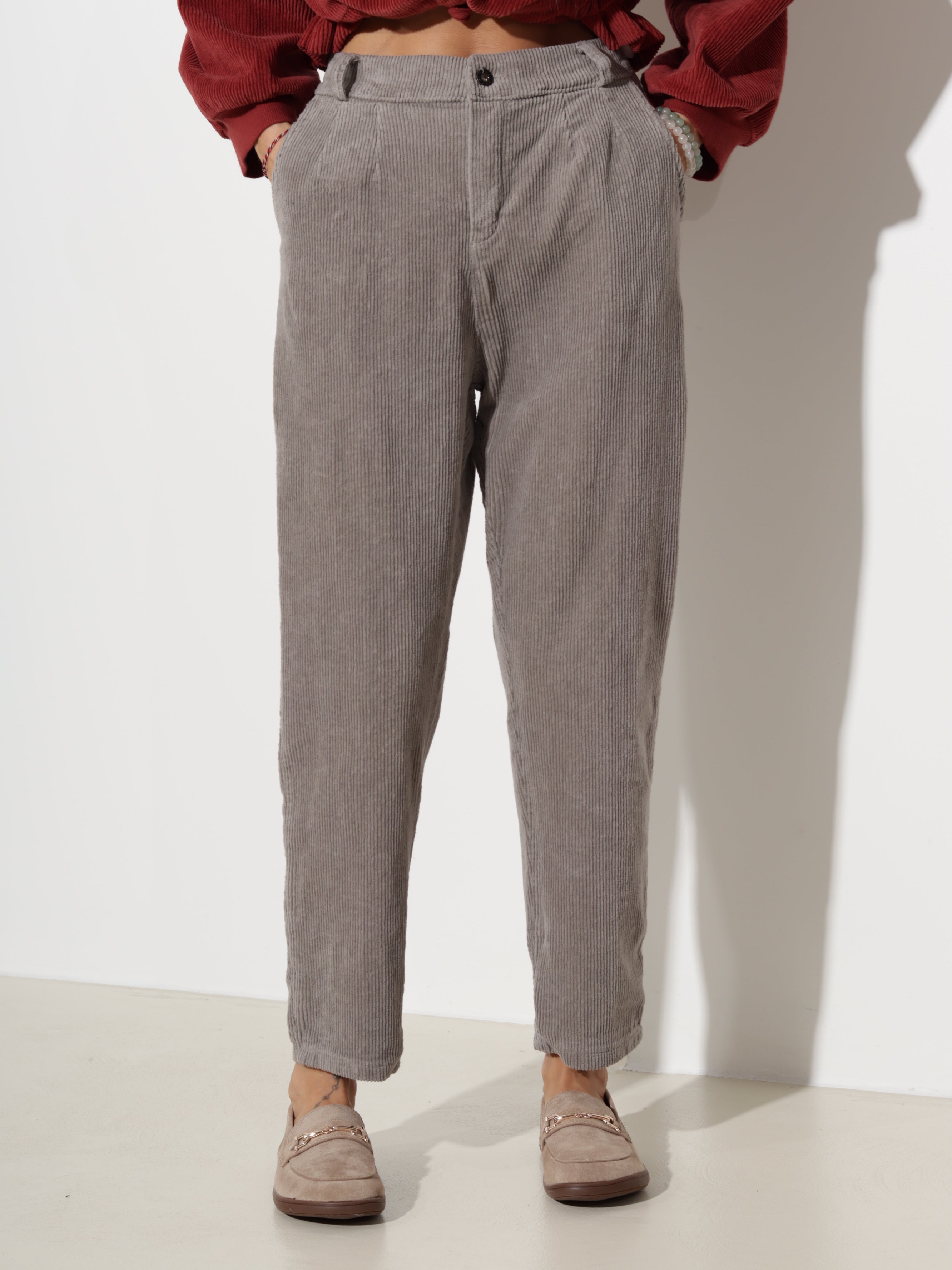 Taupe velveta "Mom fit" tipa bikses- 20614