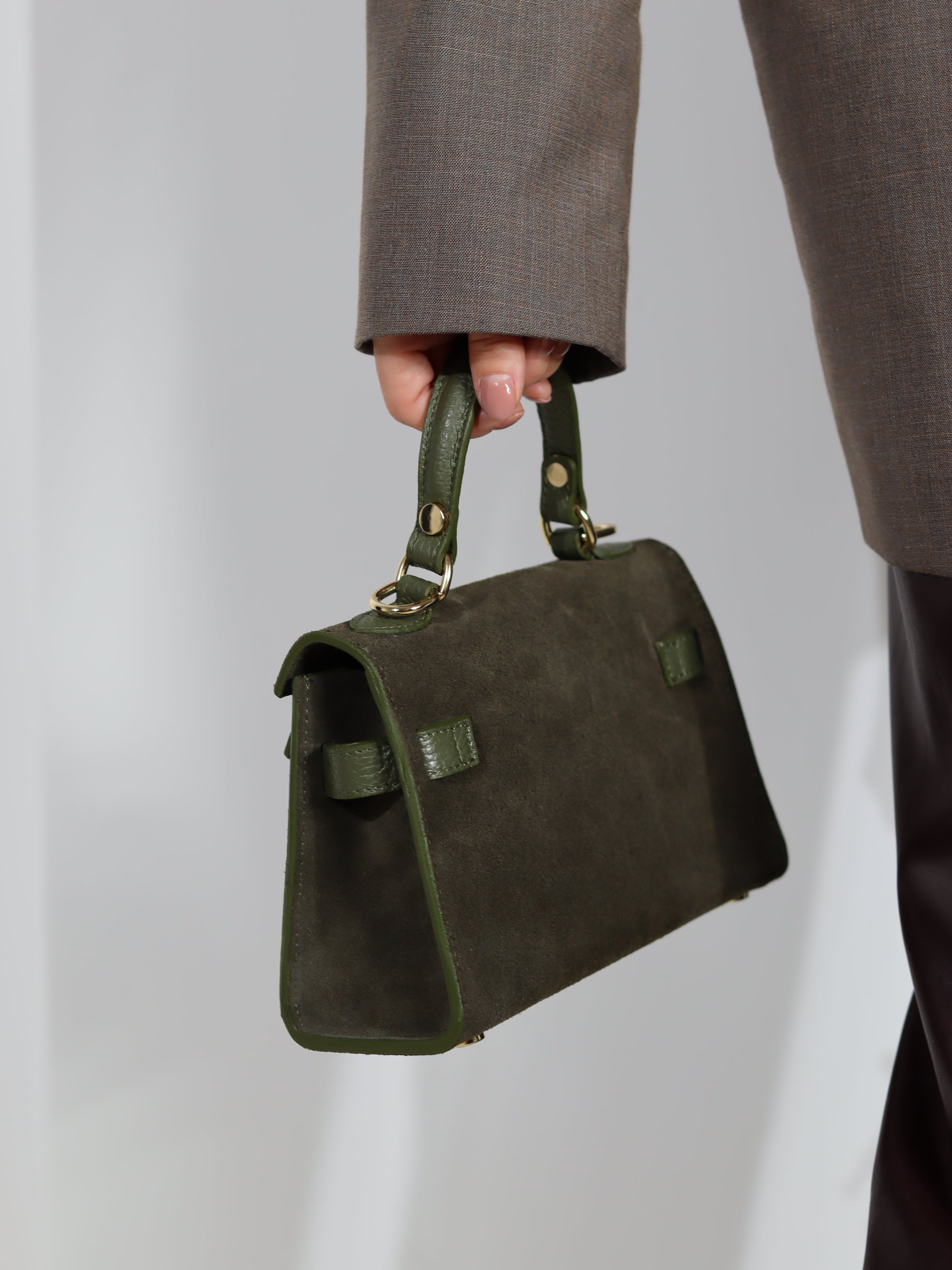 Haki/zaļa zamšādas soma "Mini klasika" – 18090.a