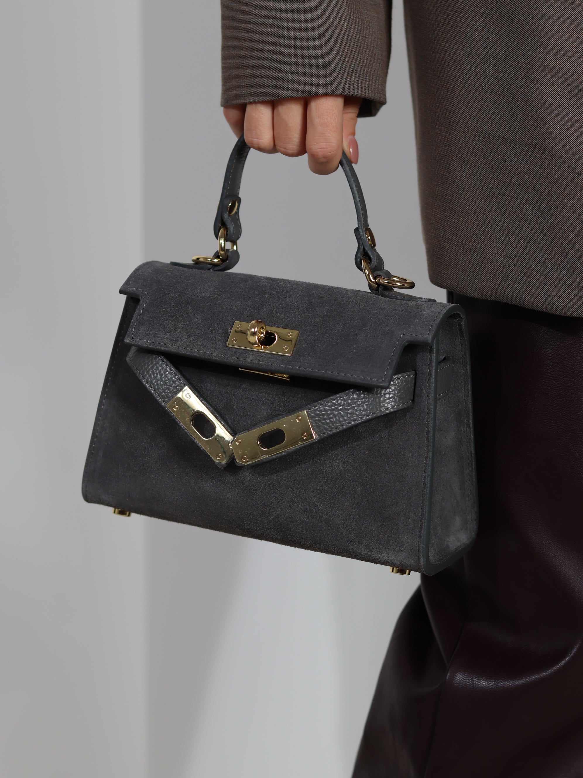 Pelēka zamšādas soma "Mini klasika" - 16930