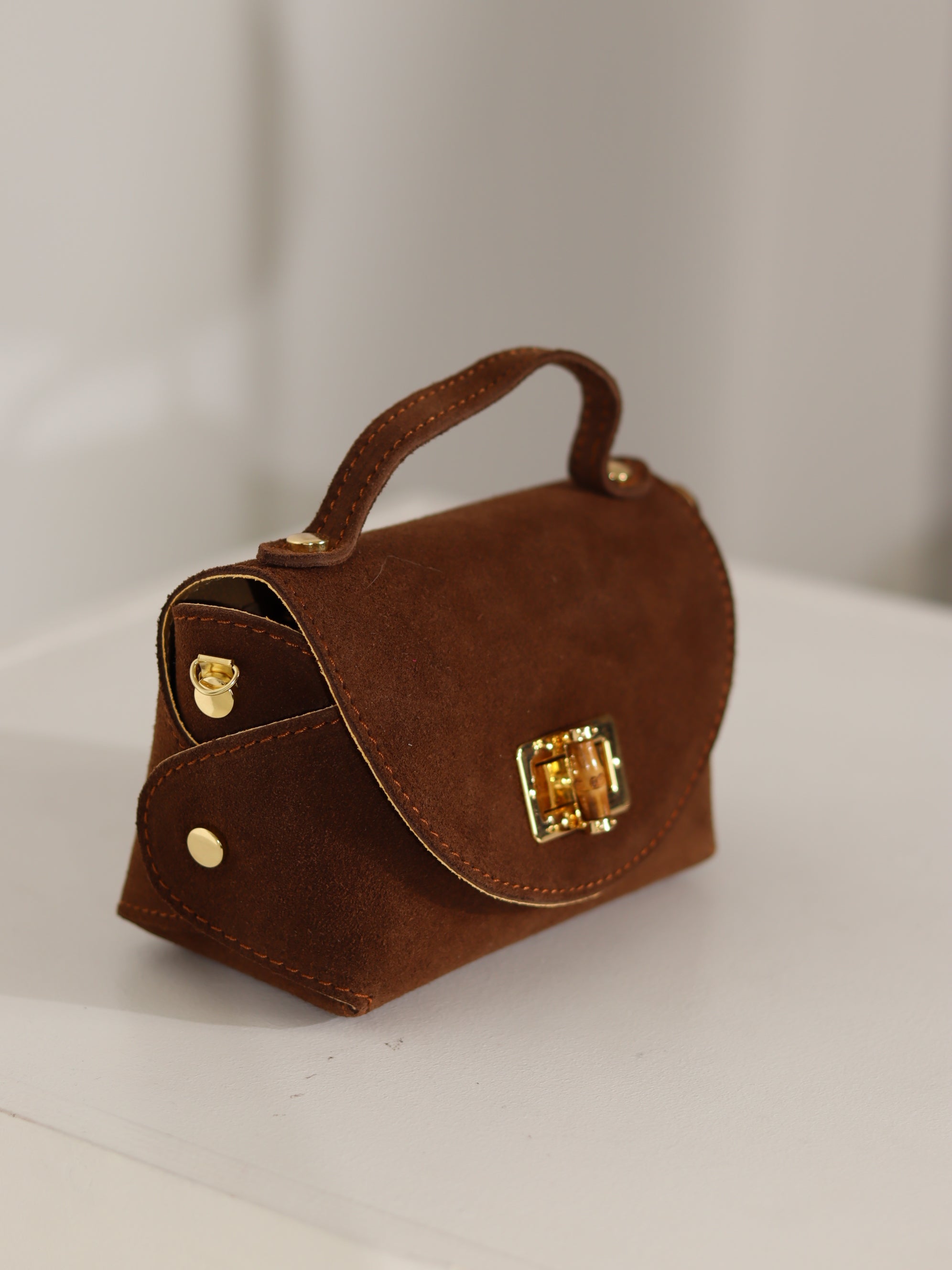 Camel/brūna d/zamšādas mini stilizēta soma – 18093