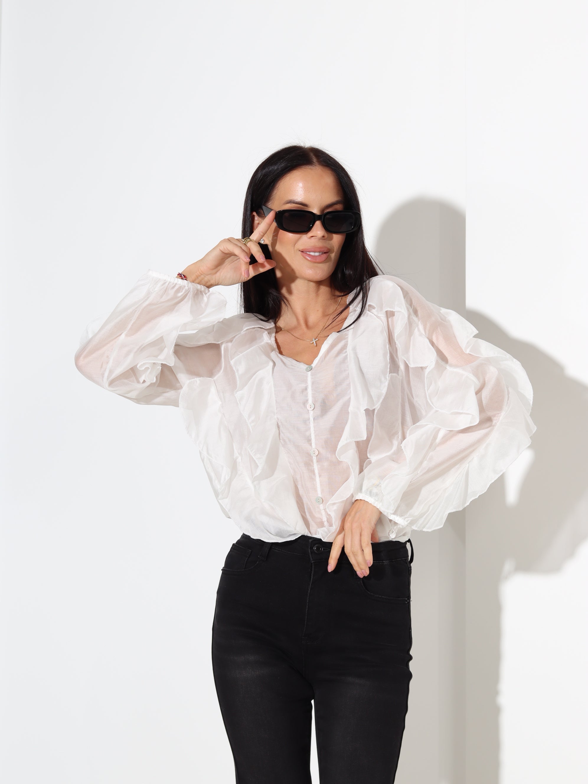 Balta bluze 'Volānrišiņa' – 18156