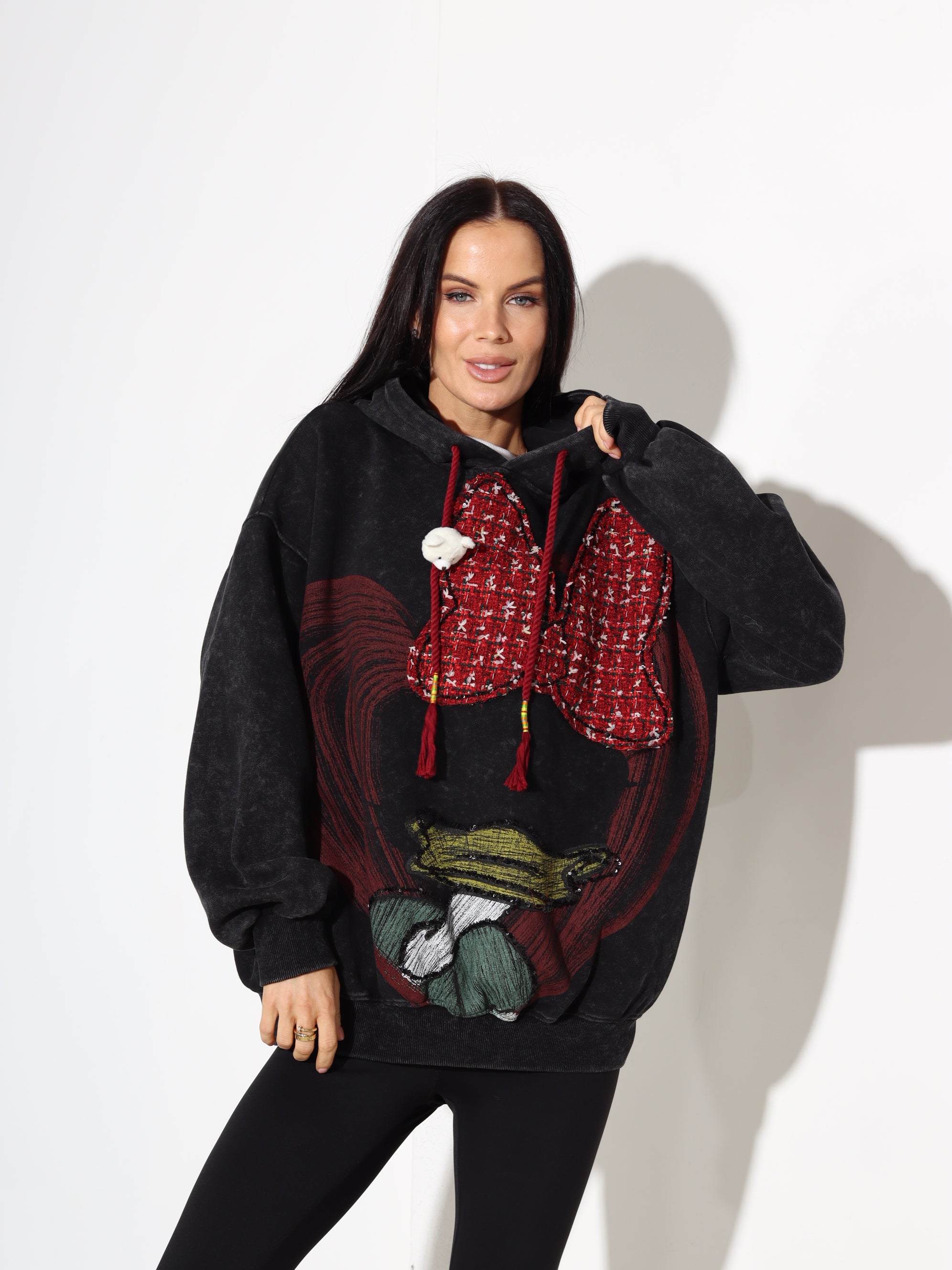 Pelēks džemperis ar zīmējumu un "lācīti" šņorītē – 17913