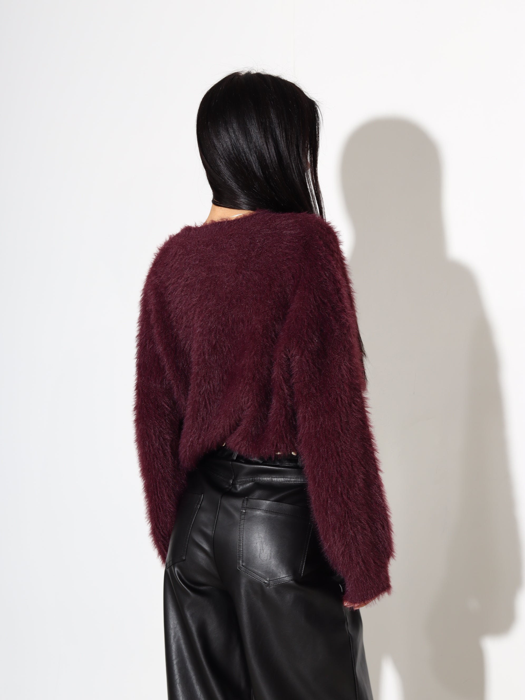 Baklažāna tonī džemperis 'Pūkainītis' – 17964