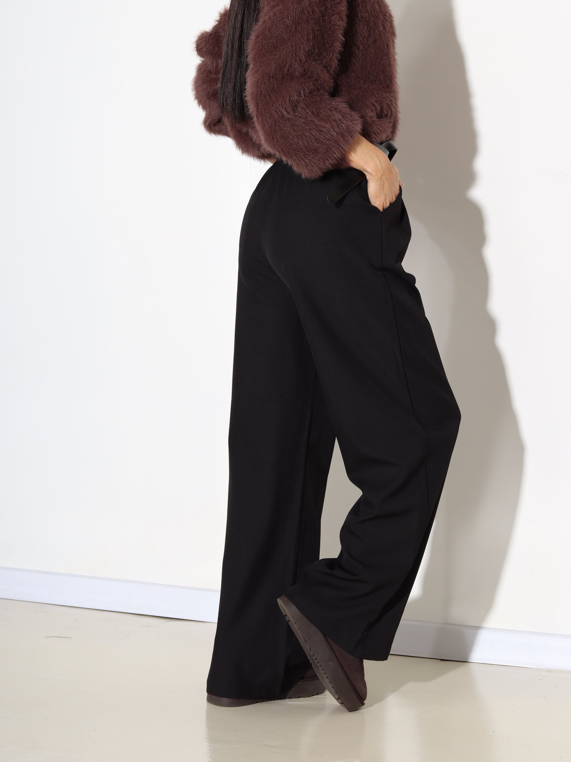 Melnas klassikalised püksid ar 2cm smalku jostiņu - 17959