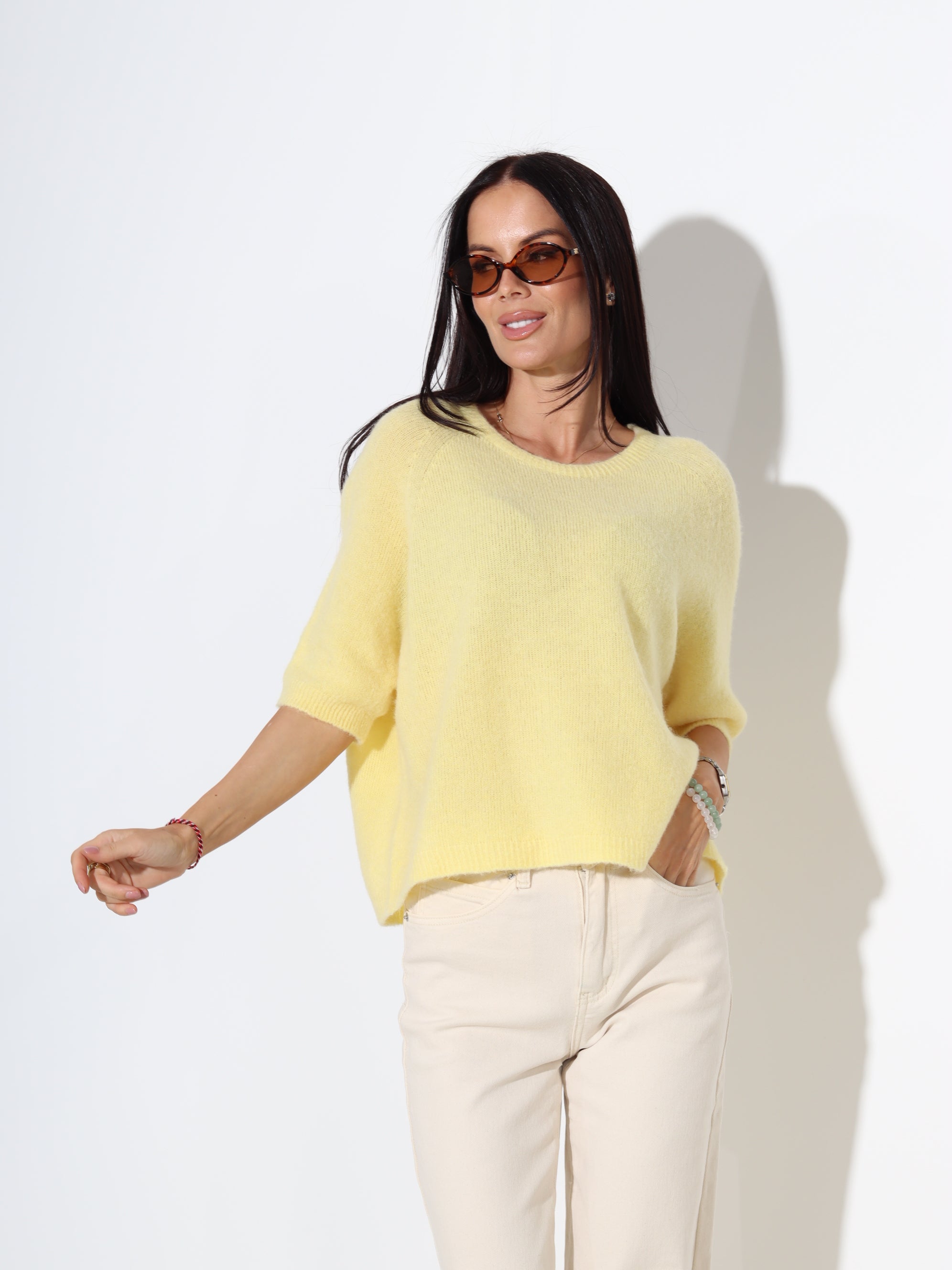 Dzeltens džemperis ar īsu piedurkni, alpaka koosseisus - 18202