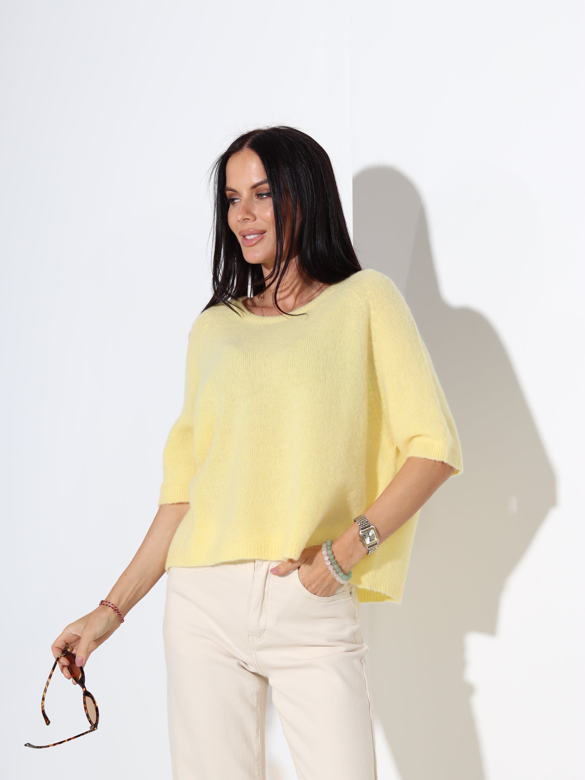 Dzeltens džemperis ar īsu piedurkni, alpaka koosseisus - 18202