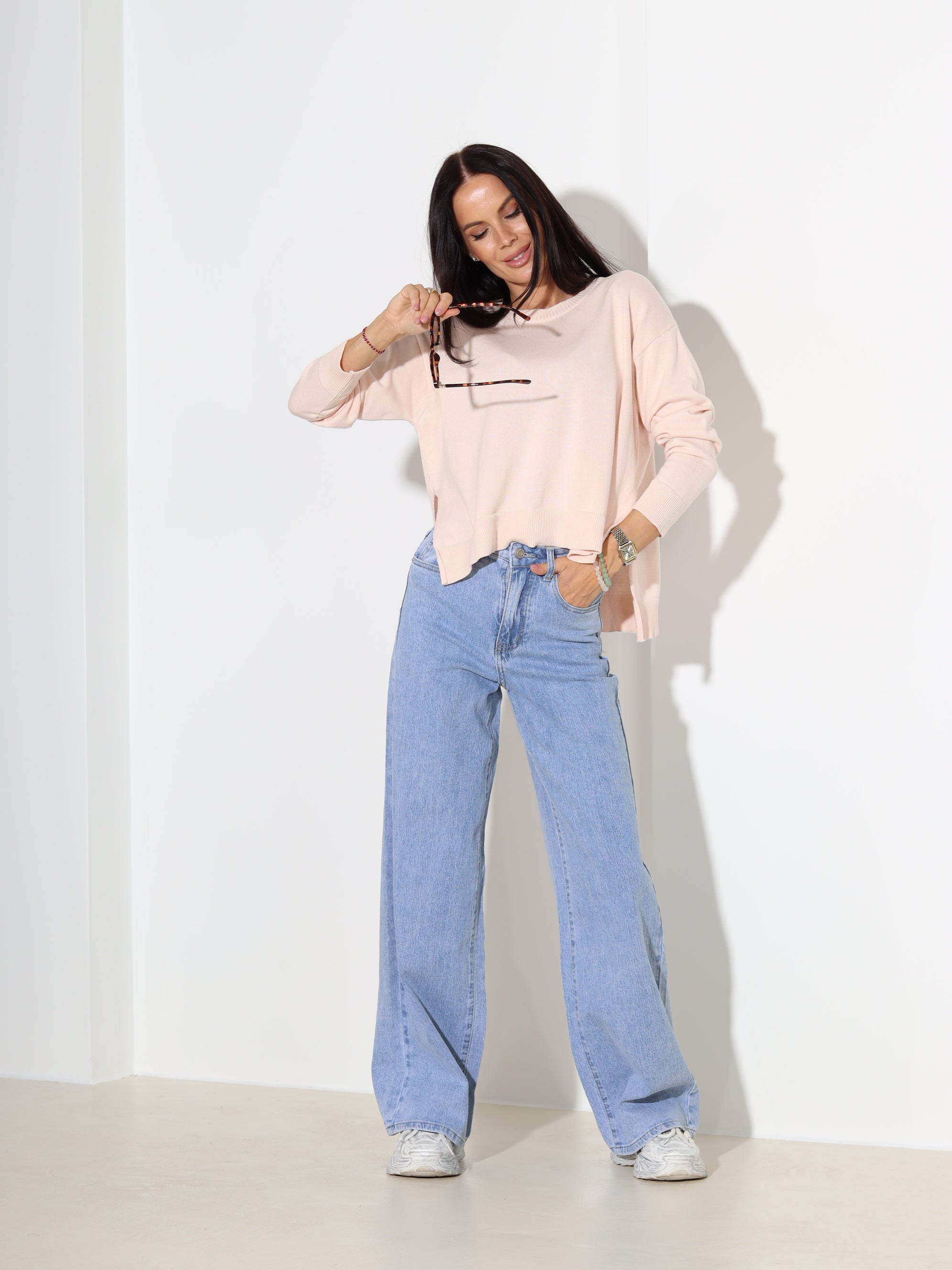 Rozā adīts džemperis ar šķēlumiem sānos - 18198