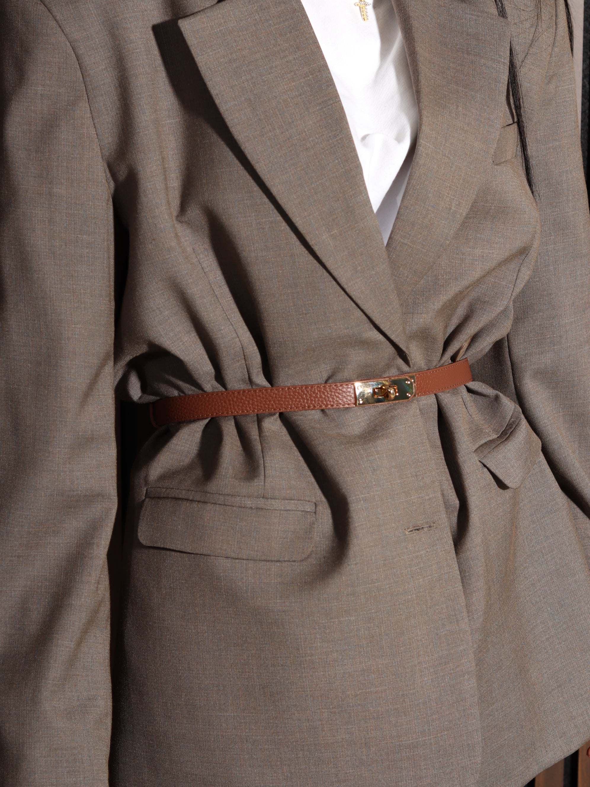 Brūna/camel d/āreguljama josta ar zelta āķīša aizdari - 17852