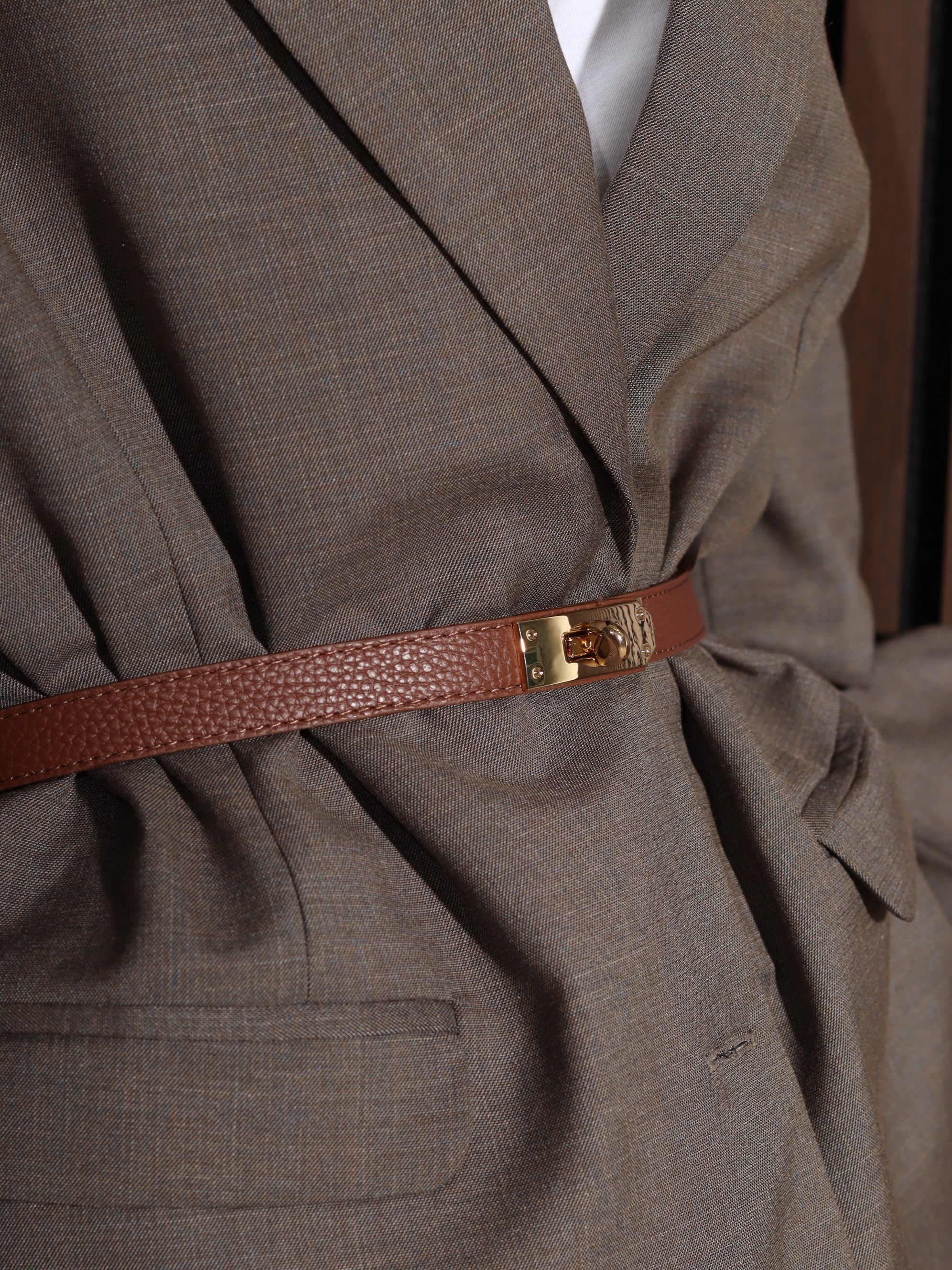 Brūna/camel d/āreguljama josta ar zelta āķīša aizdari - 17852