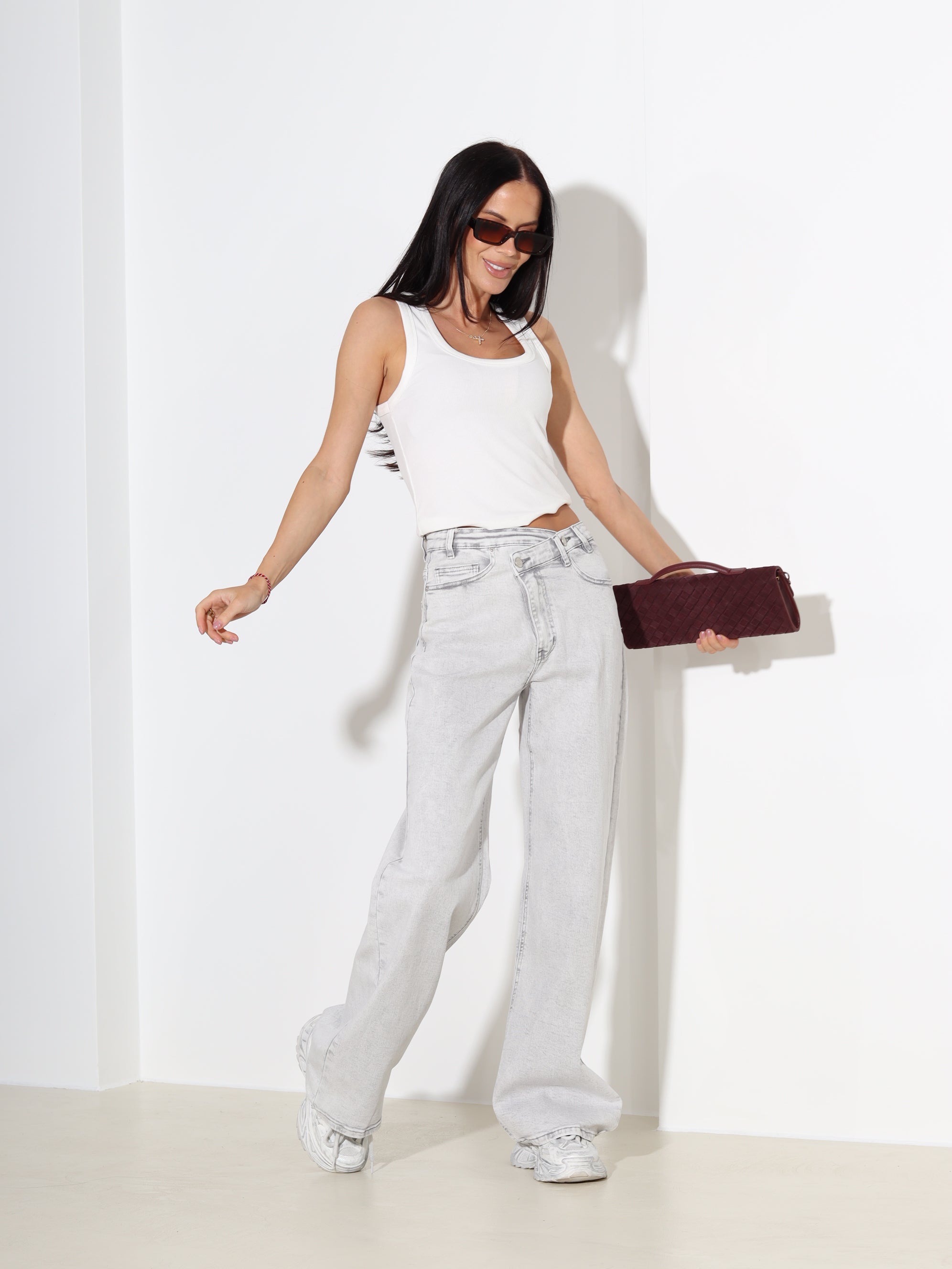 G.pelēkas džinsa püksid ar slīpu pogas aizdari - 18168