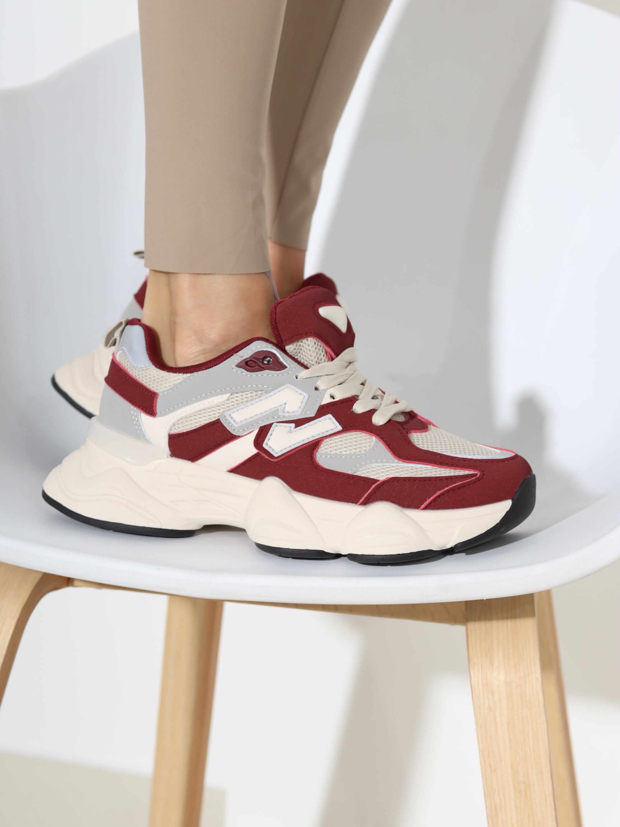 Bordo sportiska stila apavi 'N' - 18453