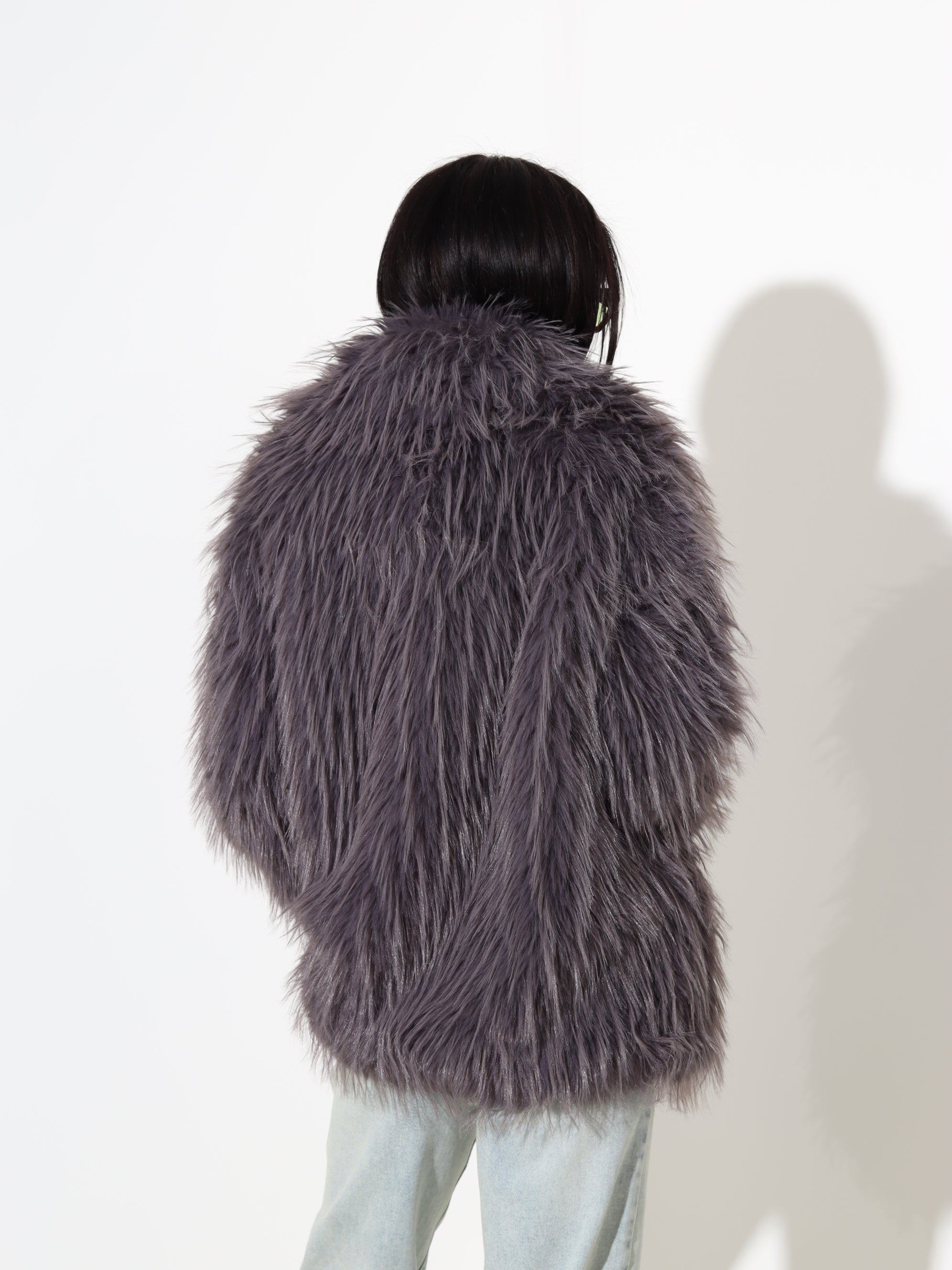 Pelēks, īss erinevate spalvu garuma m/ā kažoks - 17989. a