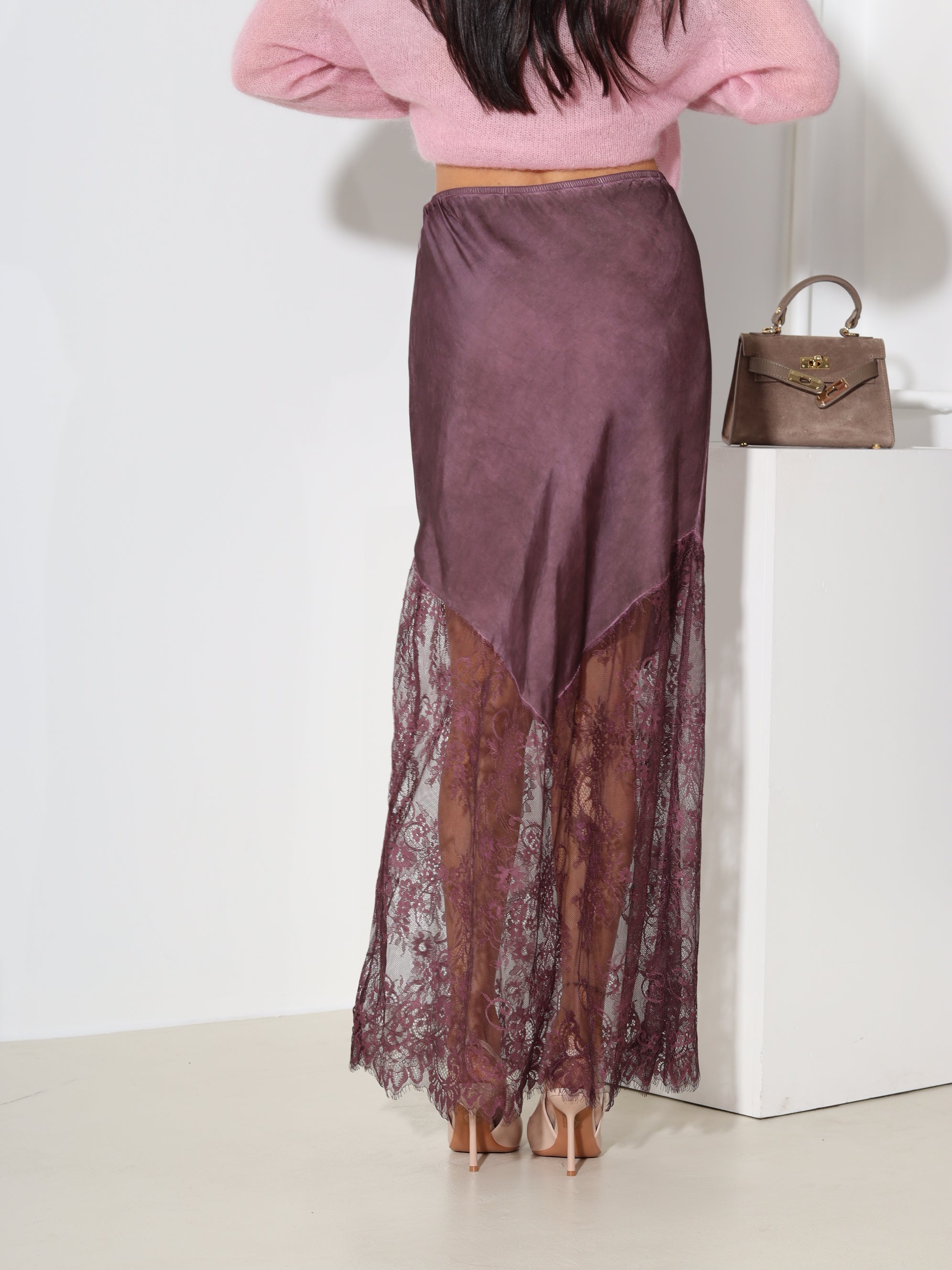 Violeti viskozes svārki ar mežģīni- 18476