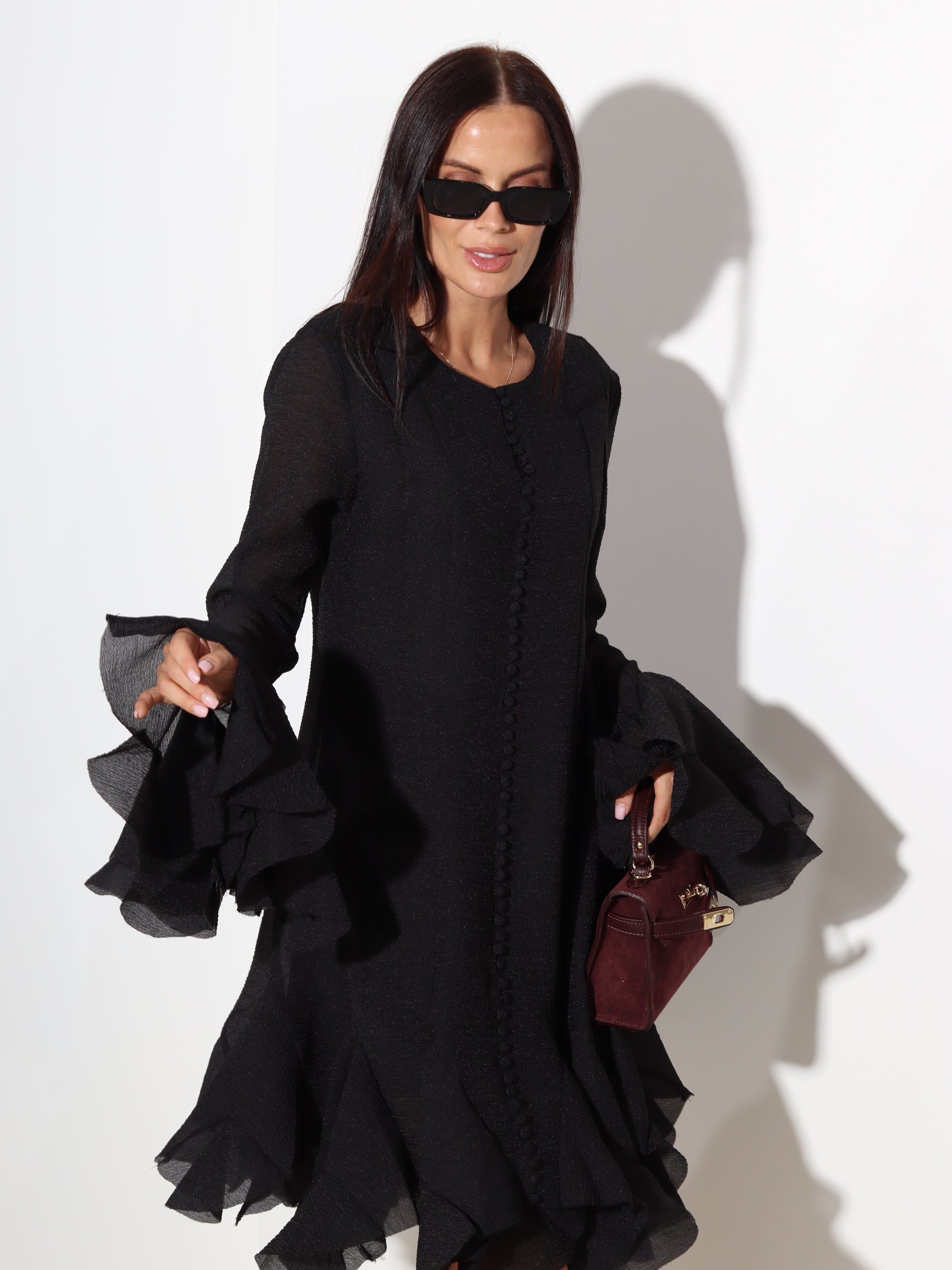 Melna, īsa, burzītas tekstūras, zīda kleita - 20113