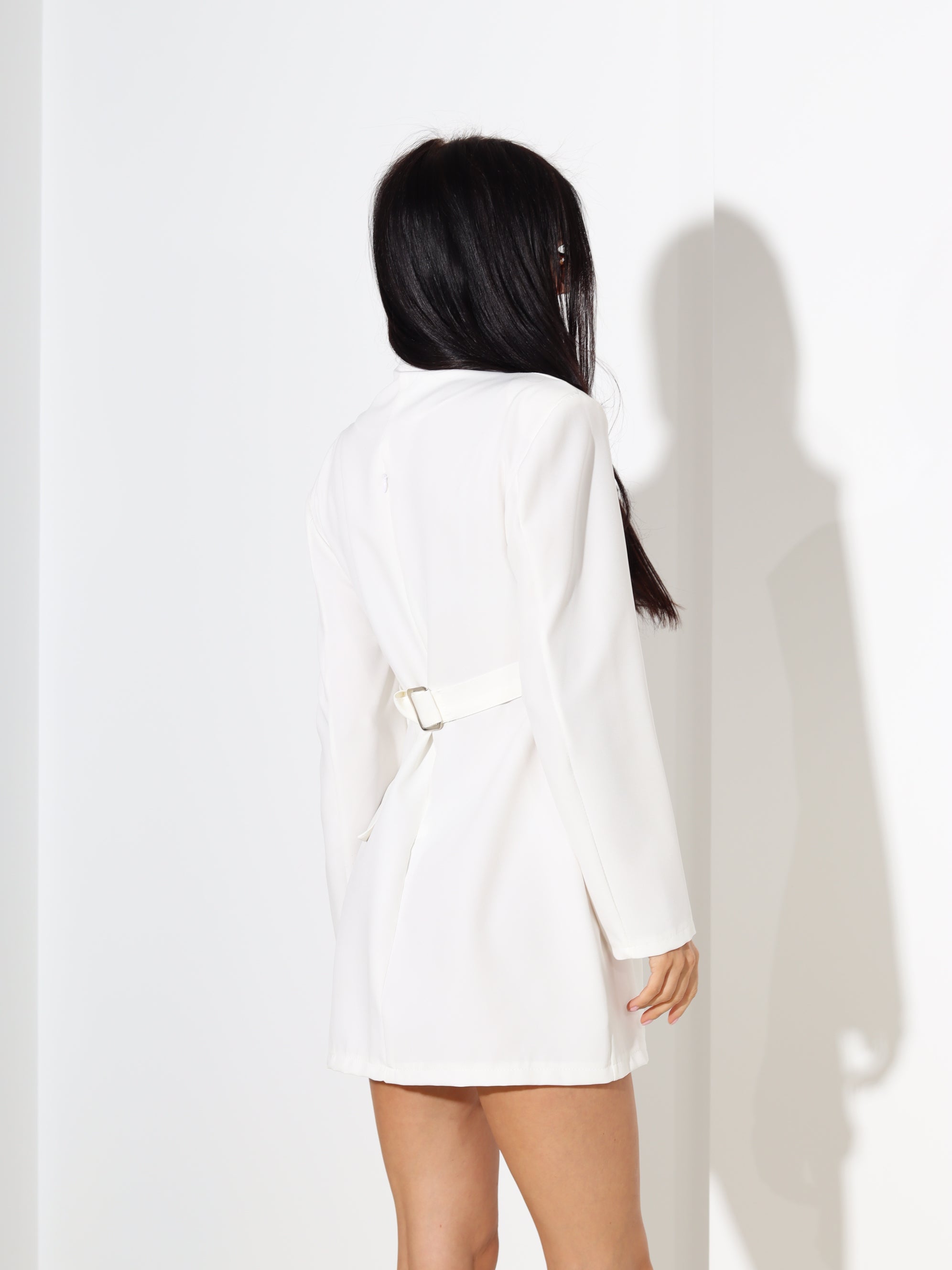 Balta, īsa kleita "Geiša" - 18257