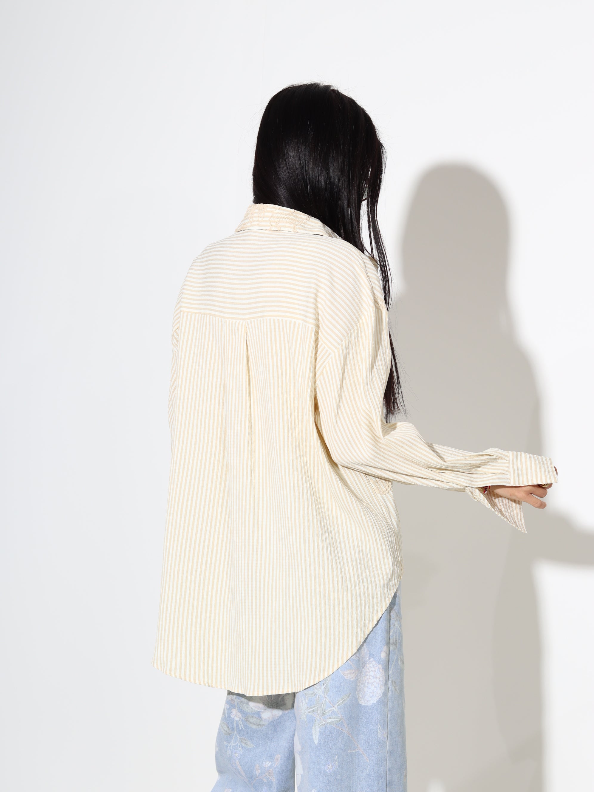 Bēšs, strīpains krekls ar izšuvumu - 18029. a