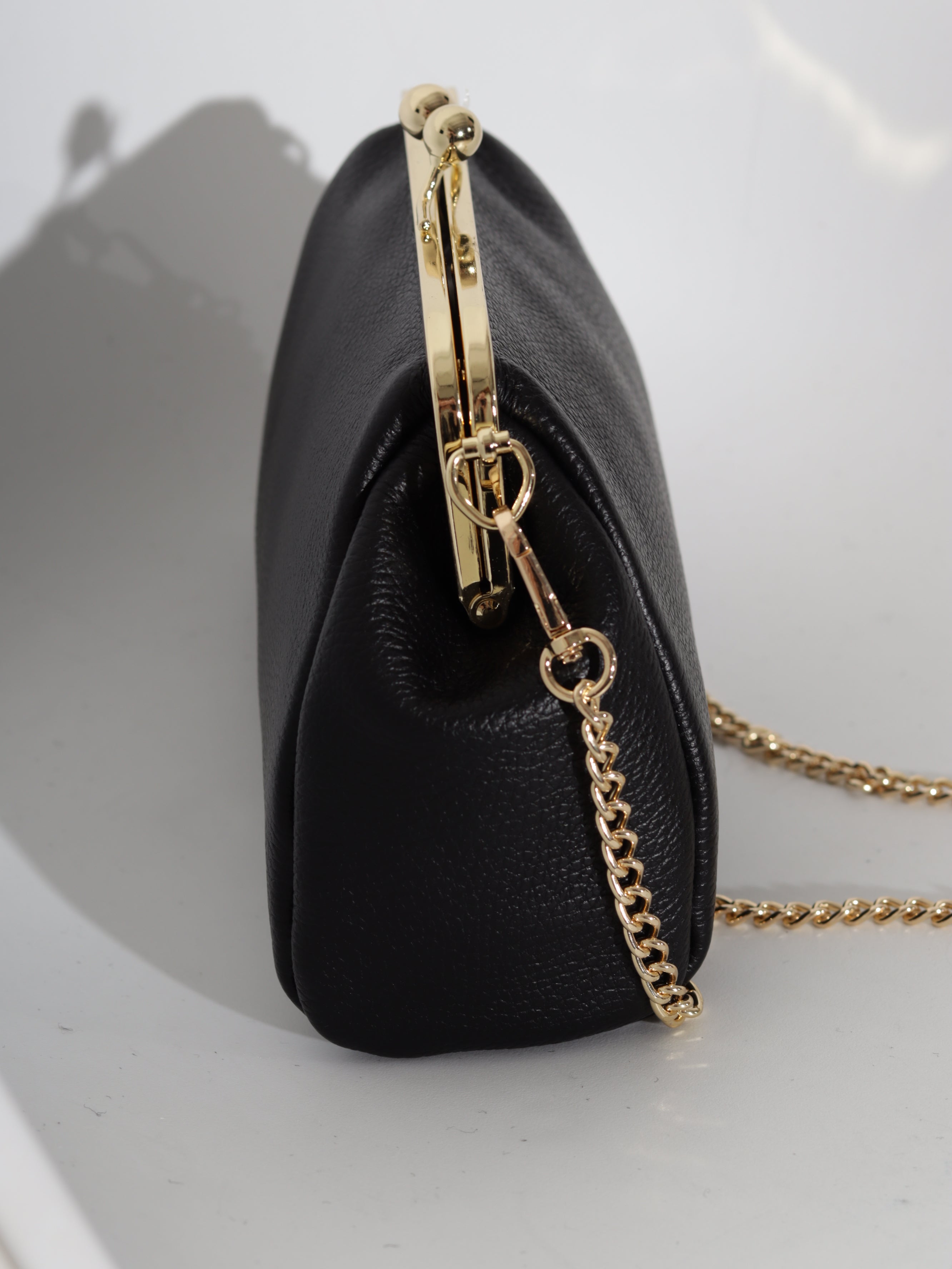 Melna, maza d/ā "Frame clutch" soma- 20857