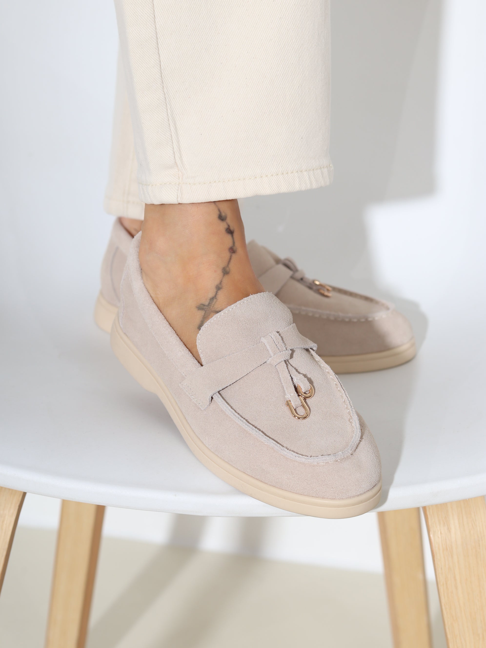 Bēšas värvid, zemas, d/ā slēgtas kurpes - 18264